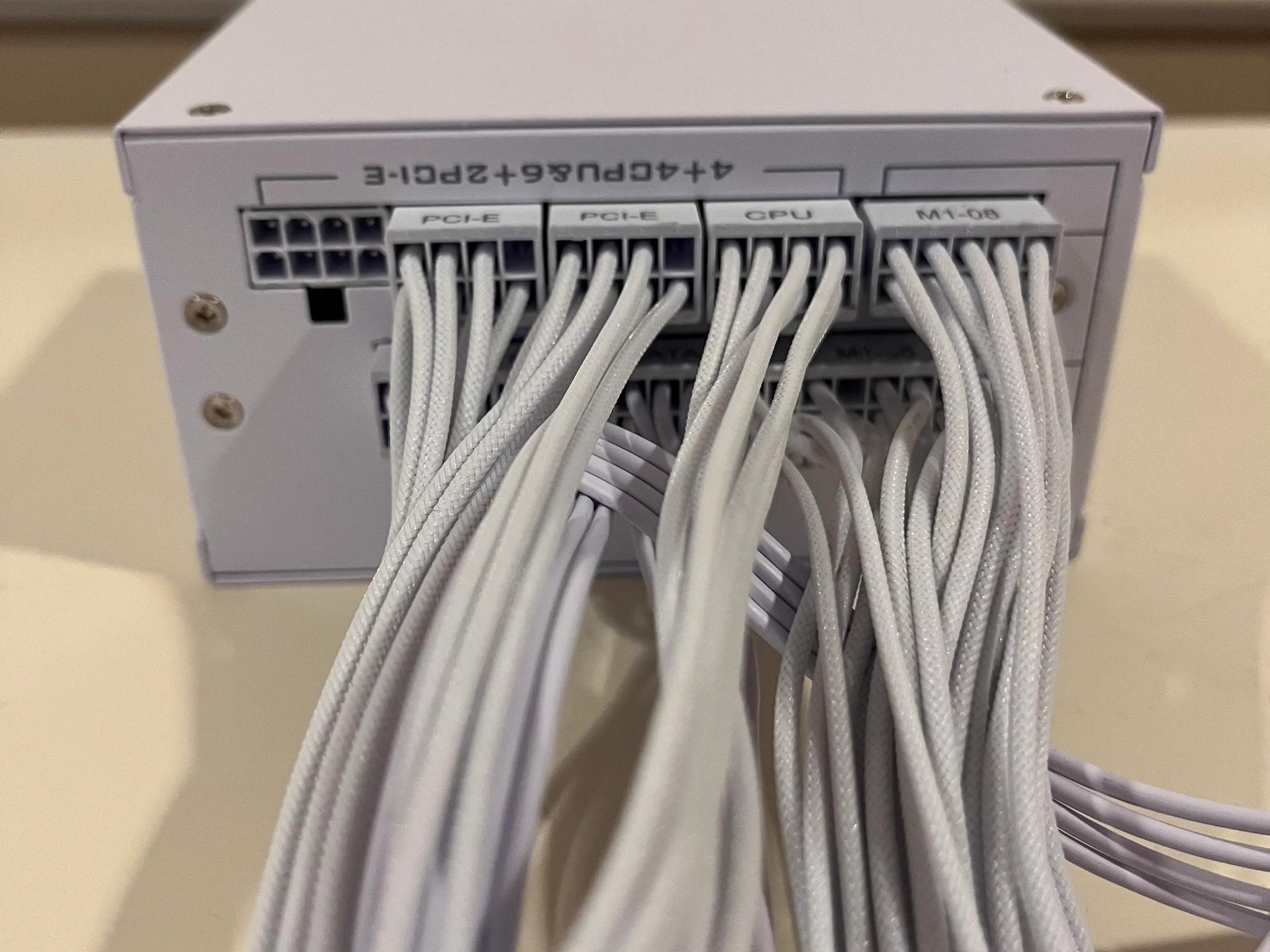 Like New Lian Li SP750 White PSU