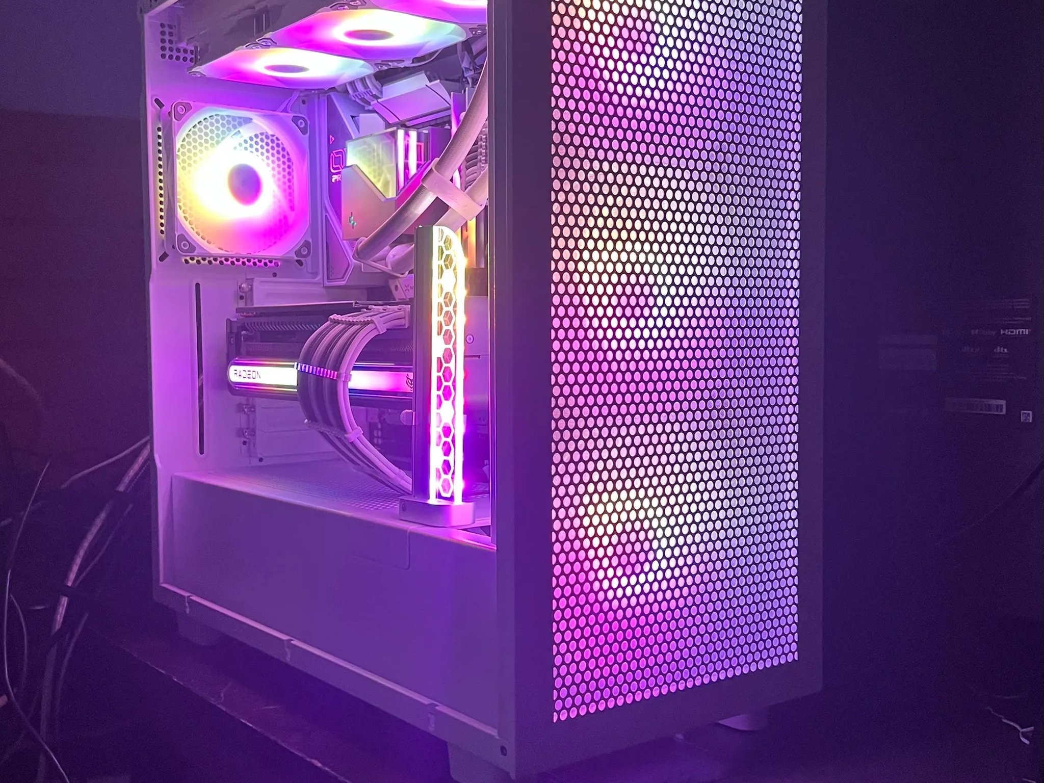 Ryzen 9 7950X, RX 7900 XTX, 64gb DDR5, 4tb NVME Wi-Fi 6E Gaming pc "Starlit Odyssey"