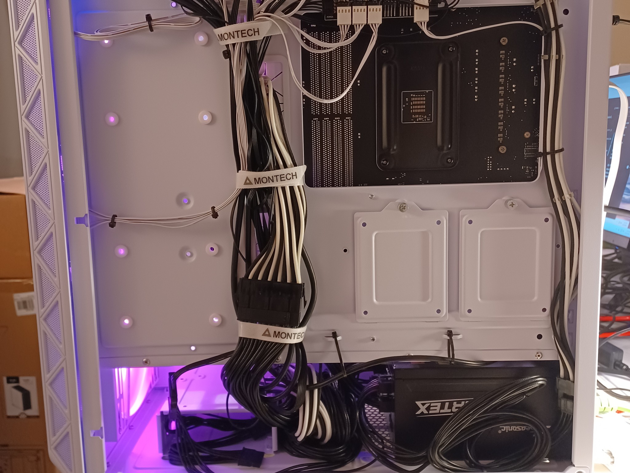 RAMageddon-Ready 4K Gaming Mid-Tower (RX 7900 XT + Ryzen 7 5700X3D + 64GB DDR4)