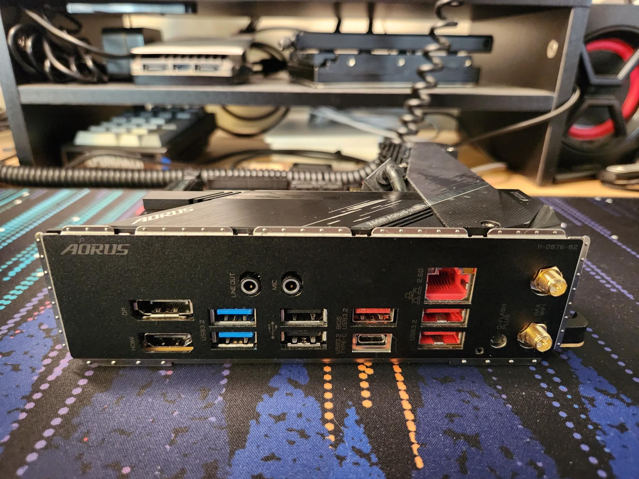 Gigabyte Z690I AORUS Ultra Lite DDR4 Mini-ITX LGA1700