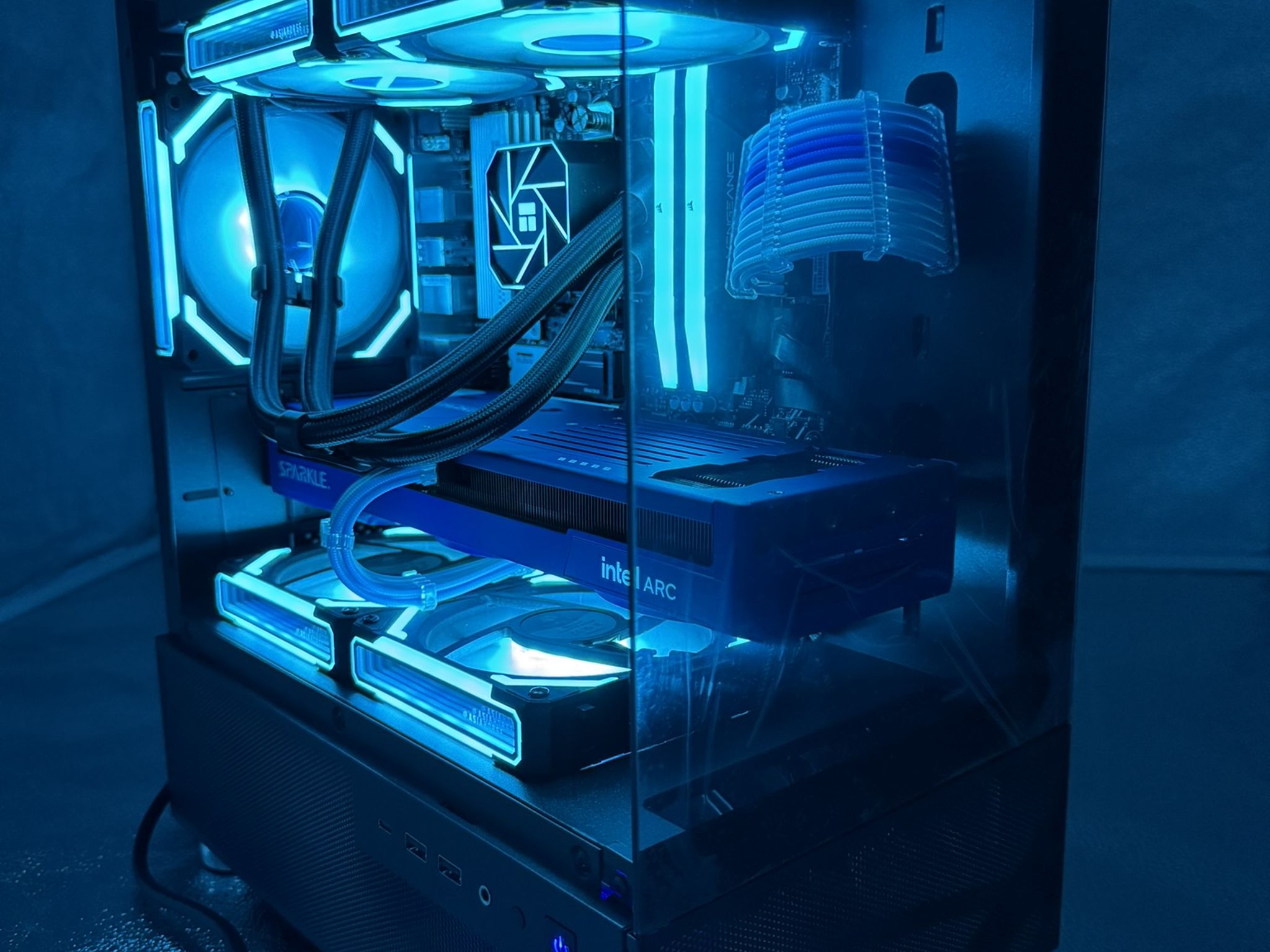Intel ARC B580 | Ryzen 9600X | 32GB DDR5 | WIFI
