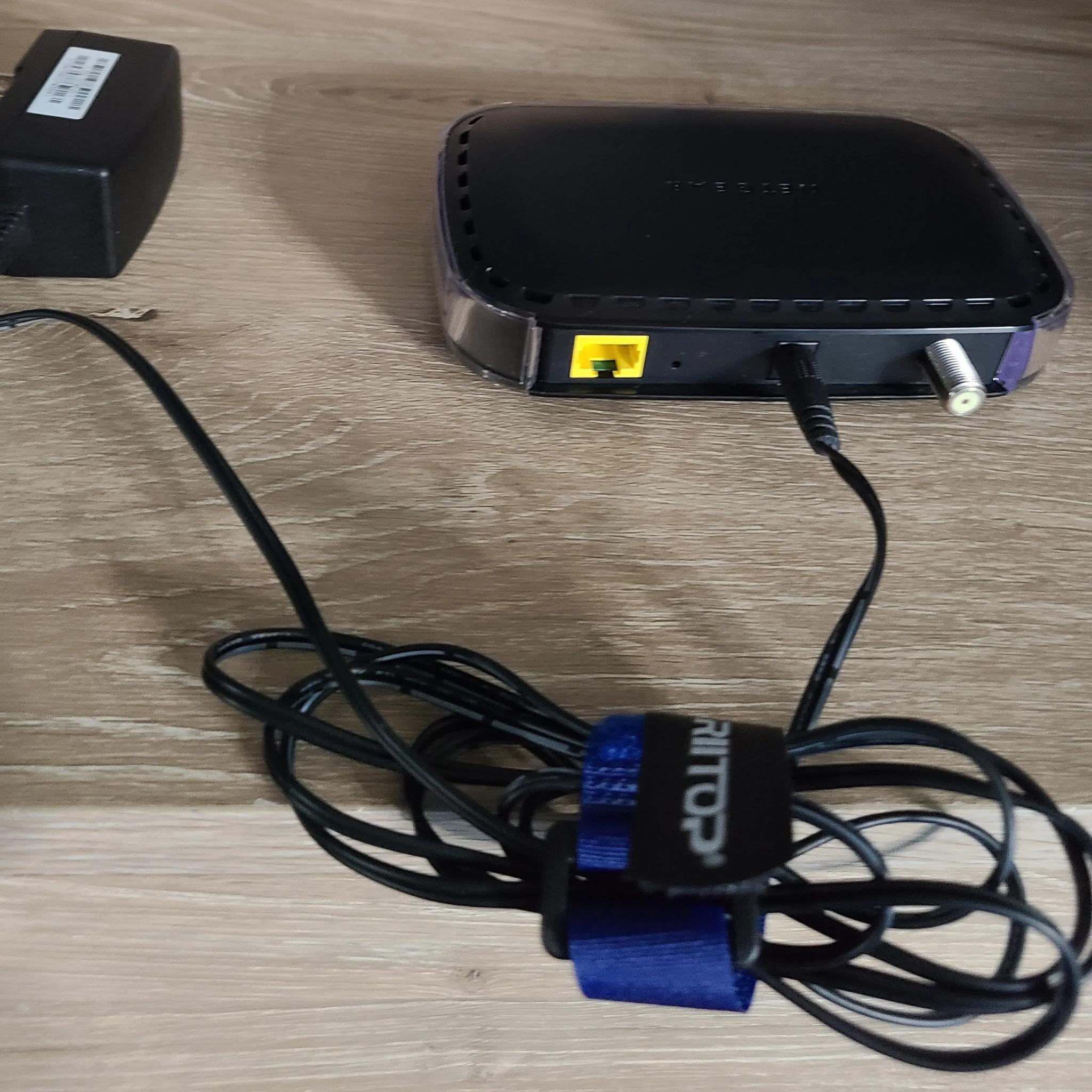 Netgear CM400 High Speed Cable Modem DOCSIS 3.0 (CM400-100NAS) 340 Mbps