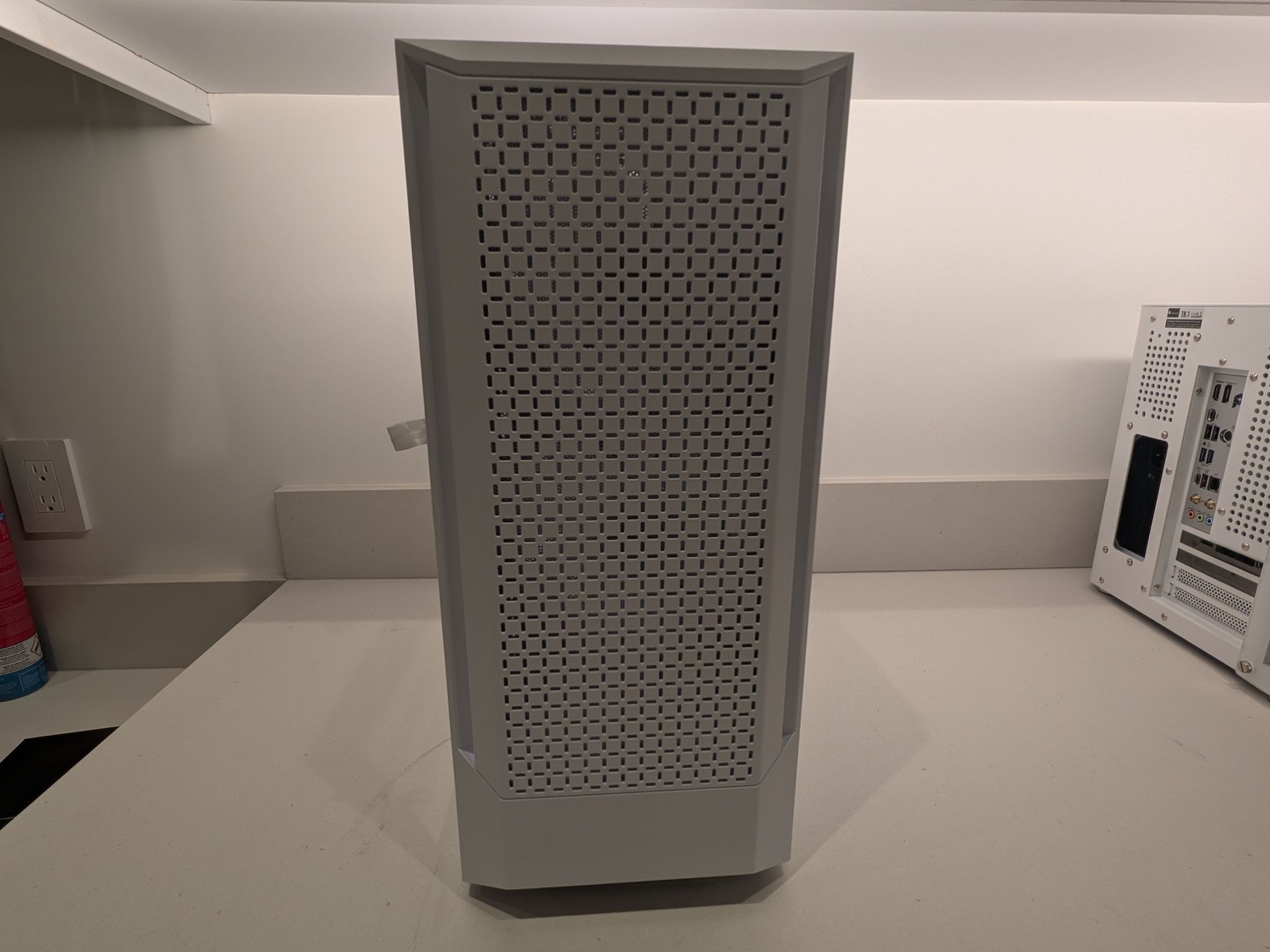 1440p Blizzard - Ryzen 7 7700, RX 9060 XT 16GB, 32 GB DDR5, 2 TB Gen 4 NVME, RGB