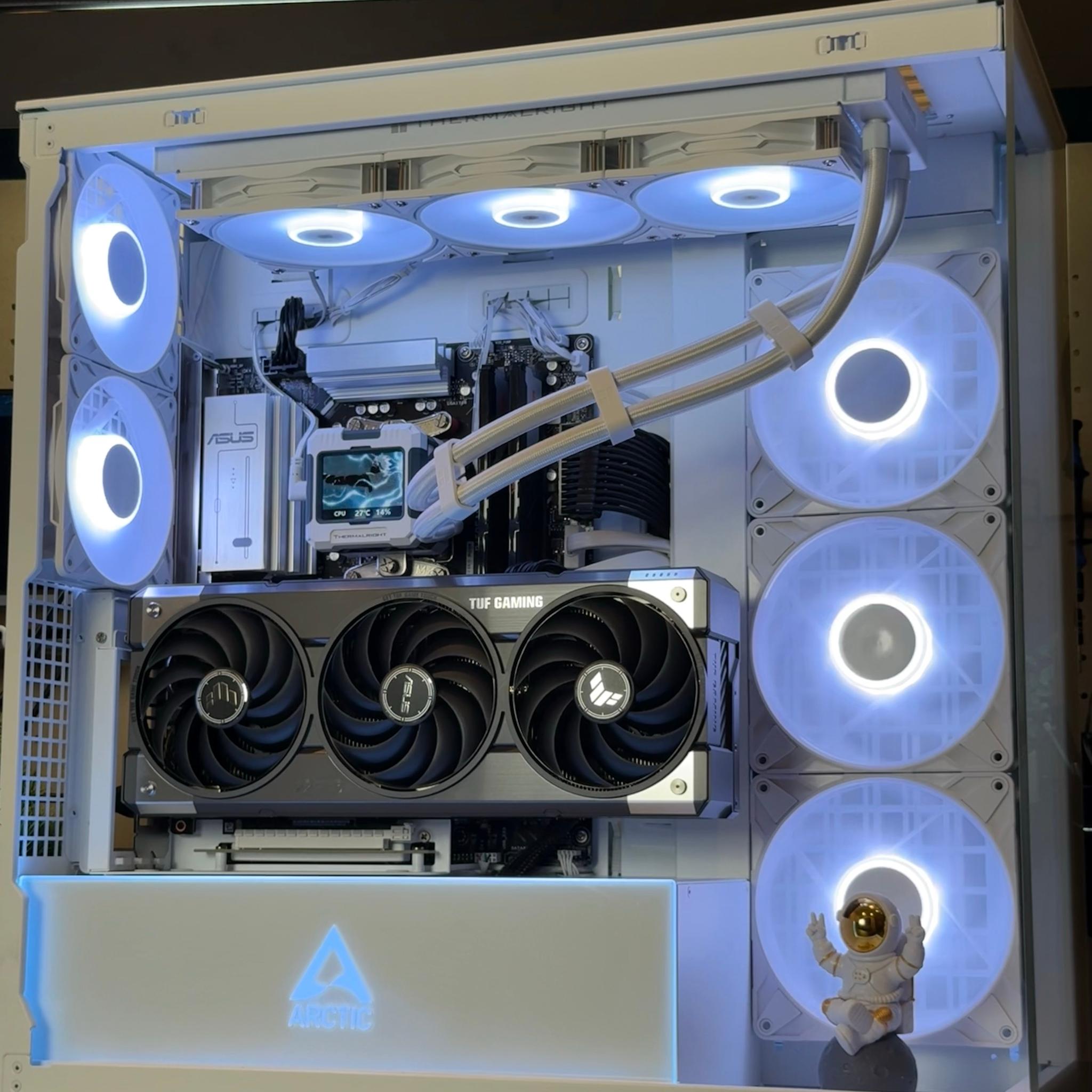 4K ARTIC Gaming PC | RTX 5070 Ti | Ryzen 7 9800x3D | 32GB DDR5 RAM | 4TB | 1000w PSU | Win 11