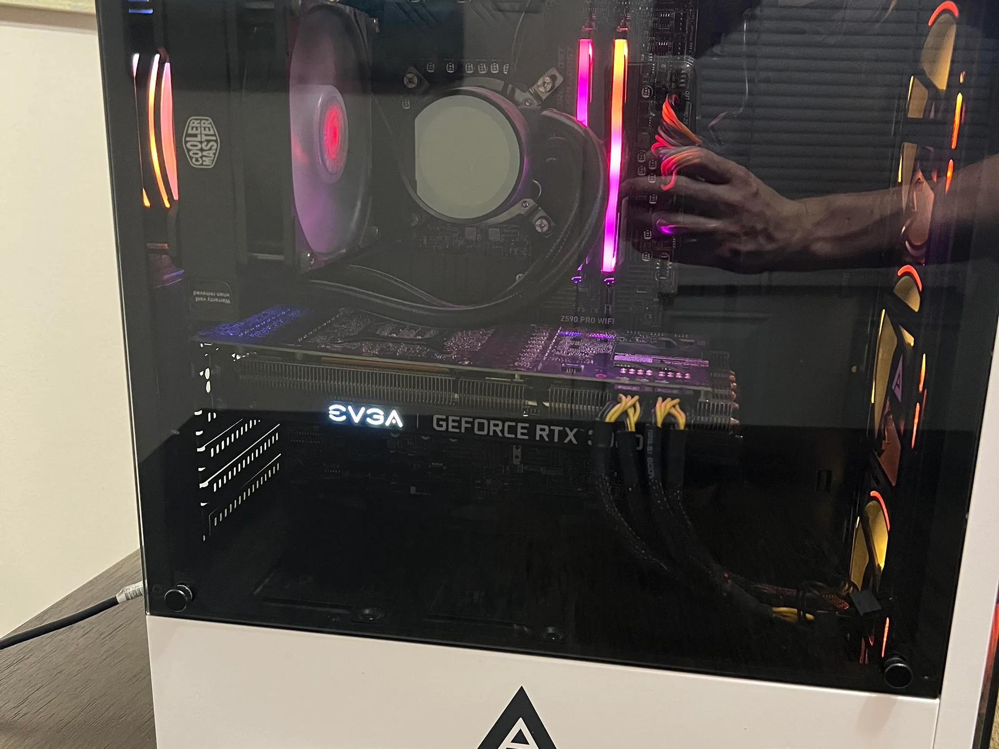 i9-11900K // RTX 3080 // 4TB // 32GB RAM
