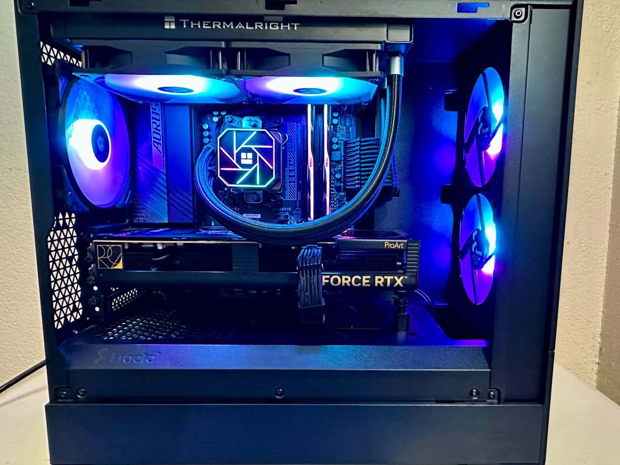 Gaming PC RTX 4080 + R7 7800X3D
