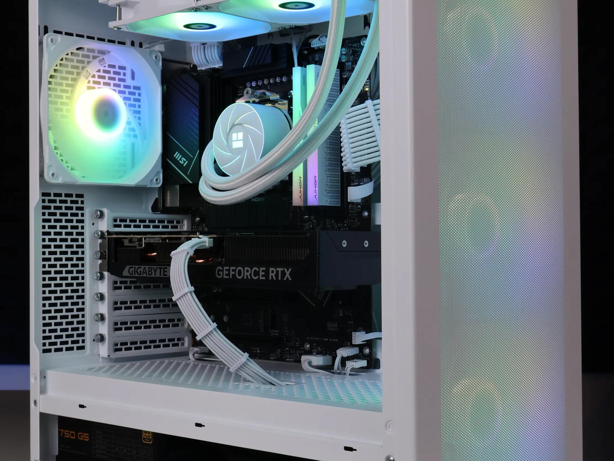 ⚪ Ryzen 7 7700X/RTX 5070 12GB Gaming/Streaming PC ⚪