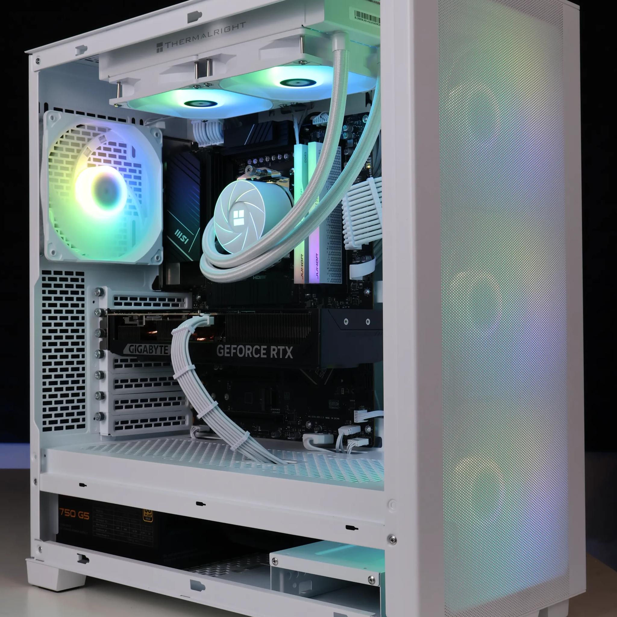 ⚪ Ryzen 7 7700X/RTX 5070 12GB Gaming/Streaming PC ⚪