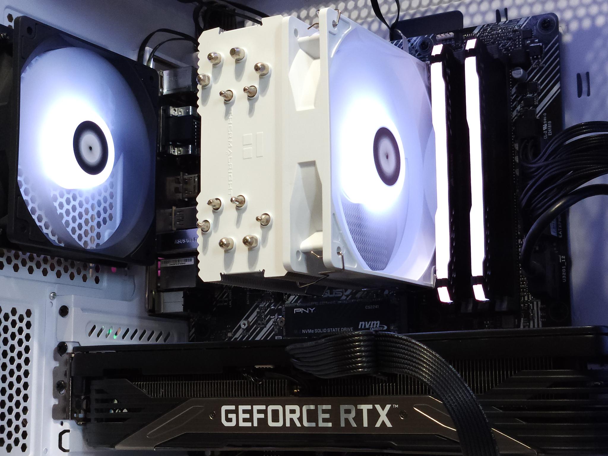 RTX 3070 | Ryzen 7 5700X | 32GB DDR4 RAM 3600 MTs | 1 TB NVME SSD | WIFI & BT
