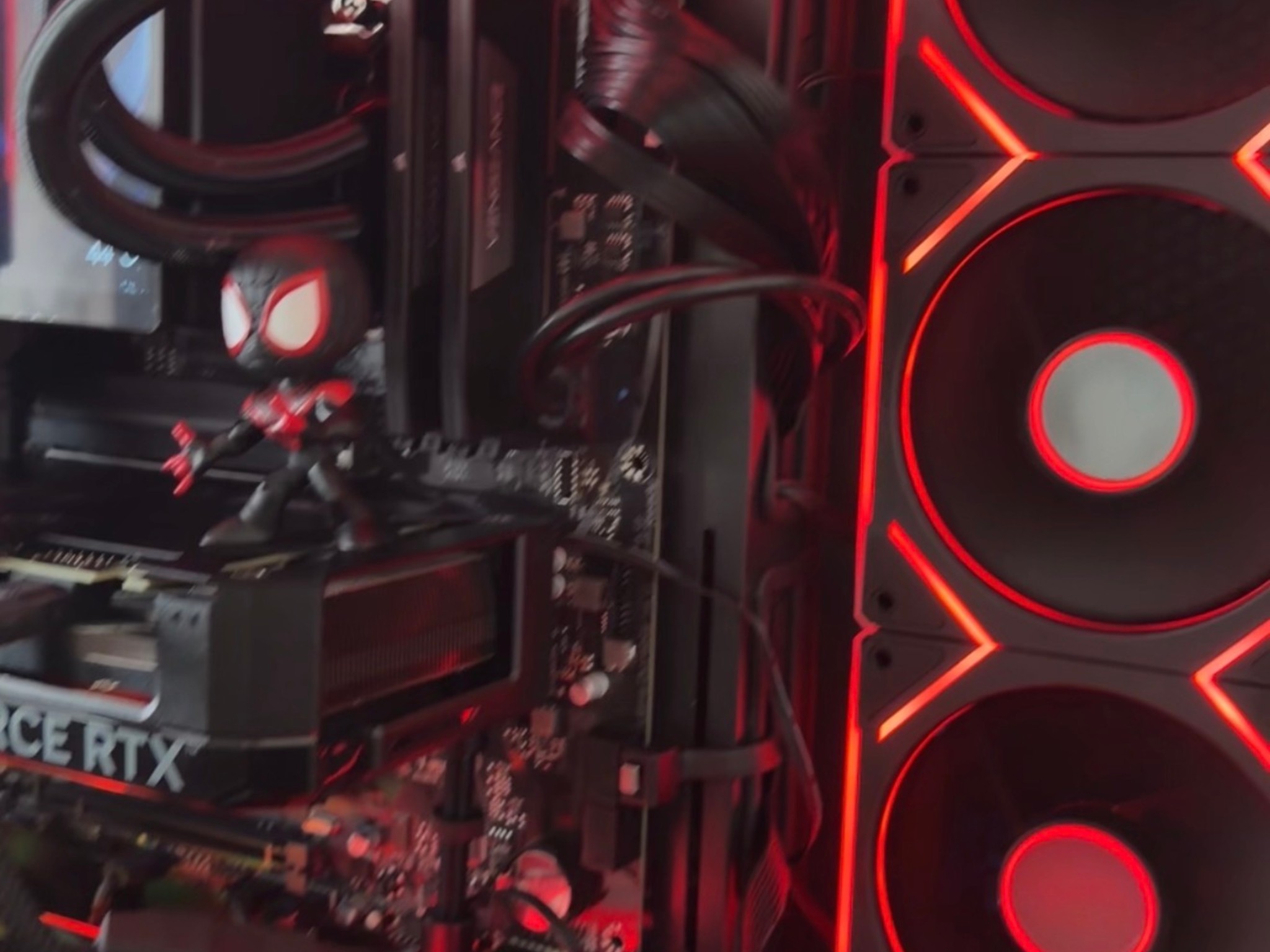 Asus GeForce RTX 4070 ti Super Custom Gaming PC - Core i9-13900K, 32GB RAM