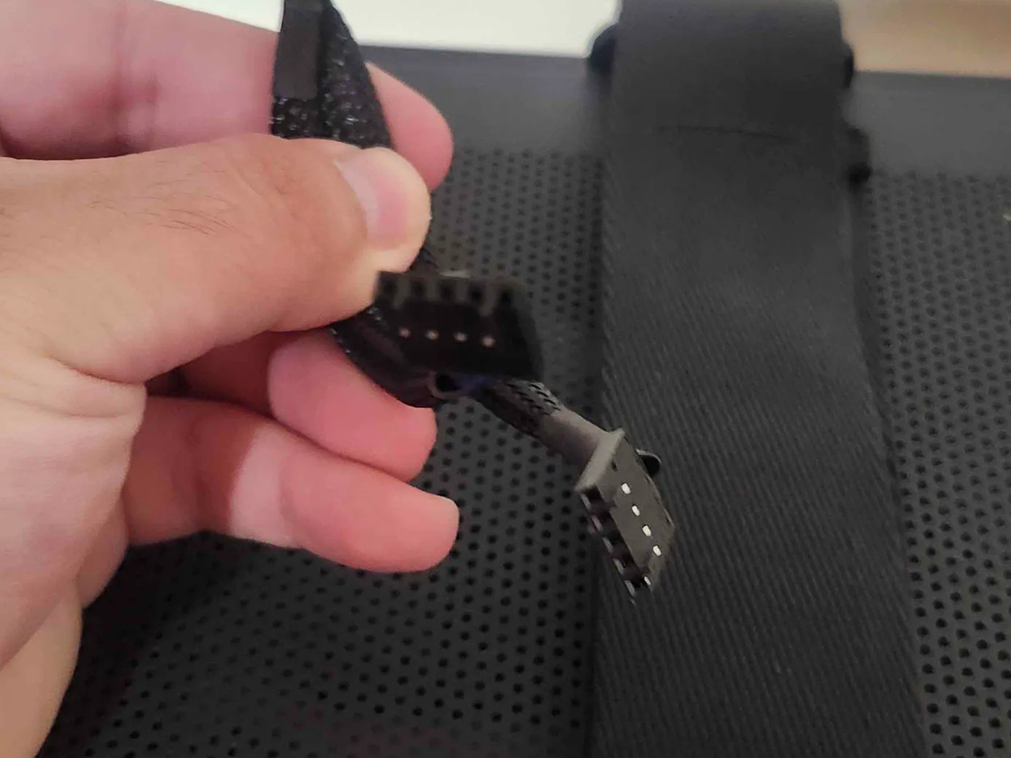 CRJ 5-pin fan adapter cable for (dell motherboards)