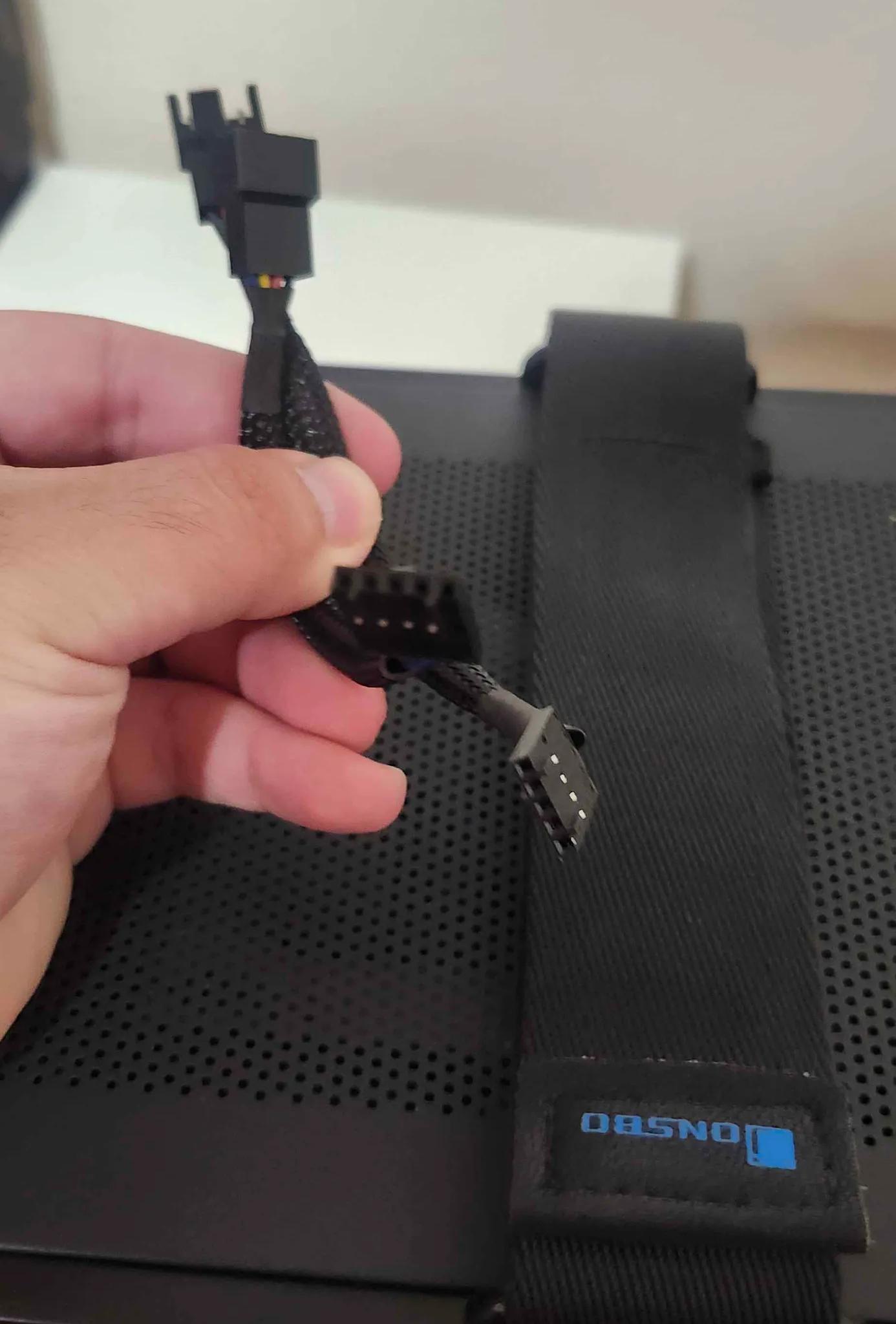 CRJ 5-pin fan adapter cable for (dell motherboards)