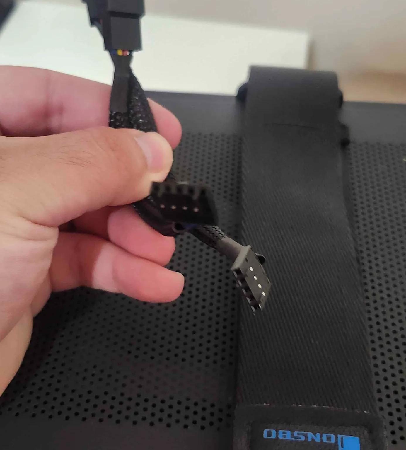 CRJ 5-pin fan adapter cable for (dell motherboards)