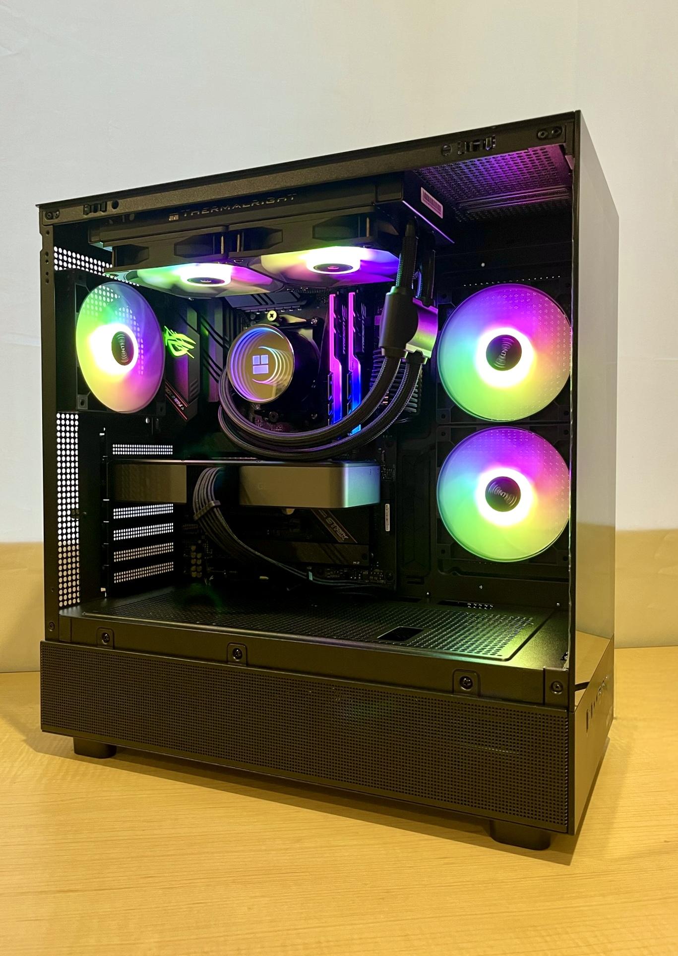 Vivid | RTX 3070, Ryzen 5, 32GB RAM, 1 TB Gaming PC