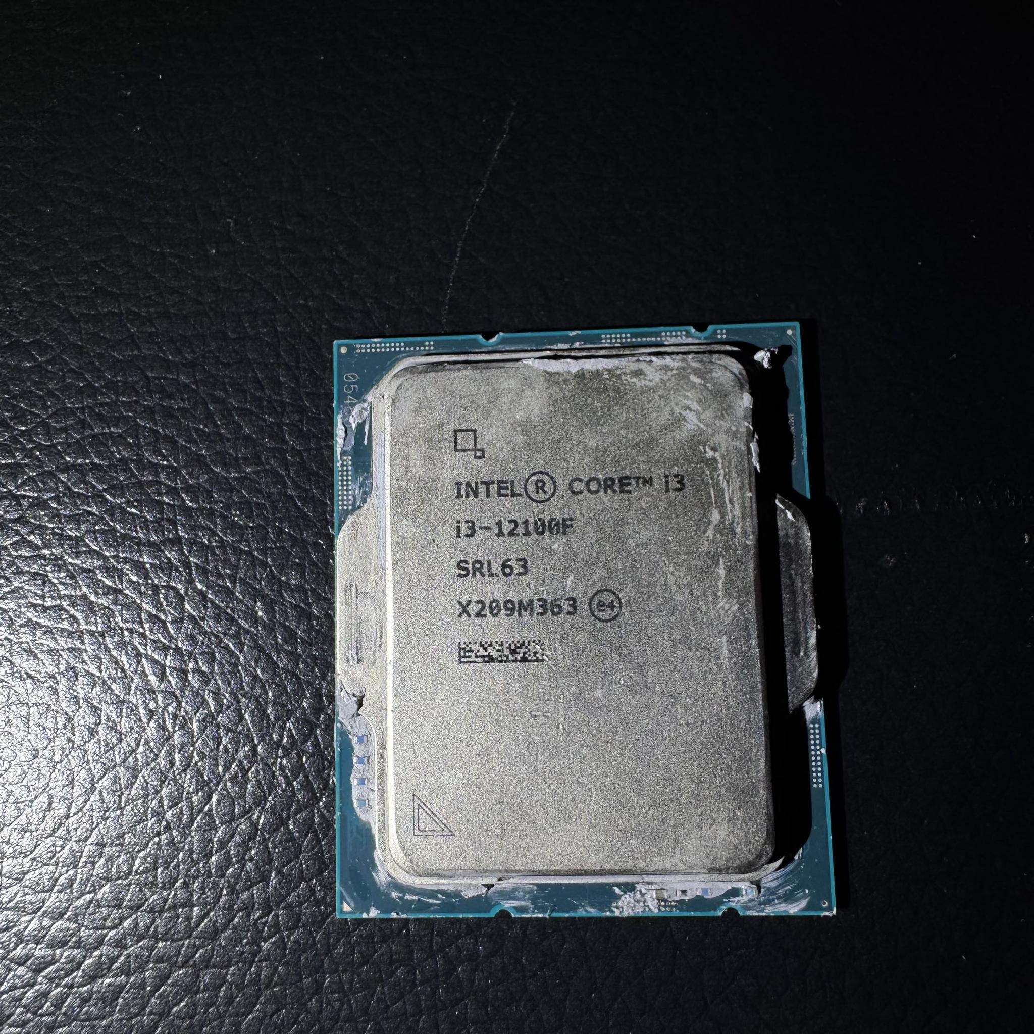 Intel Core i3-12100F