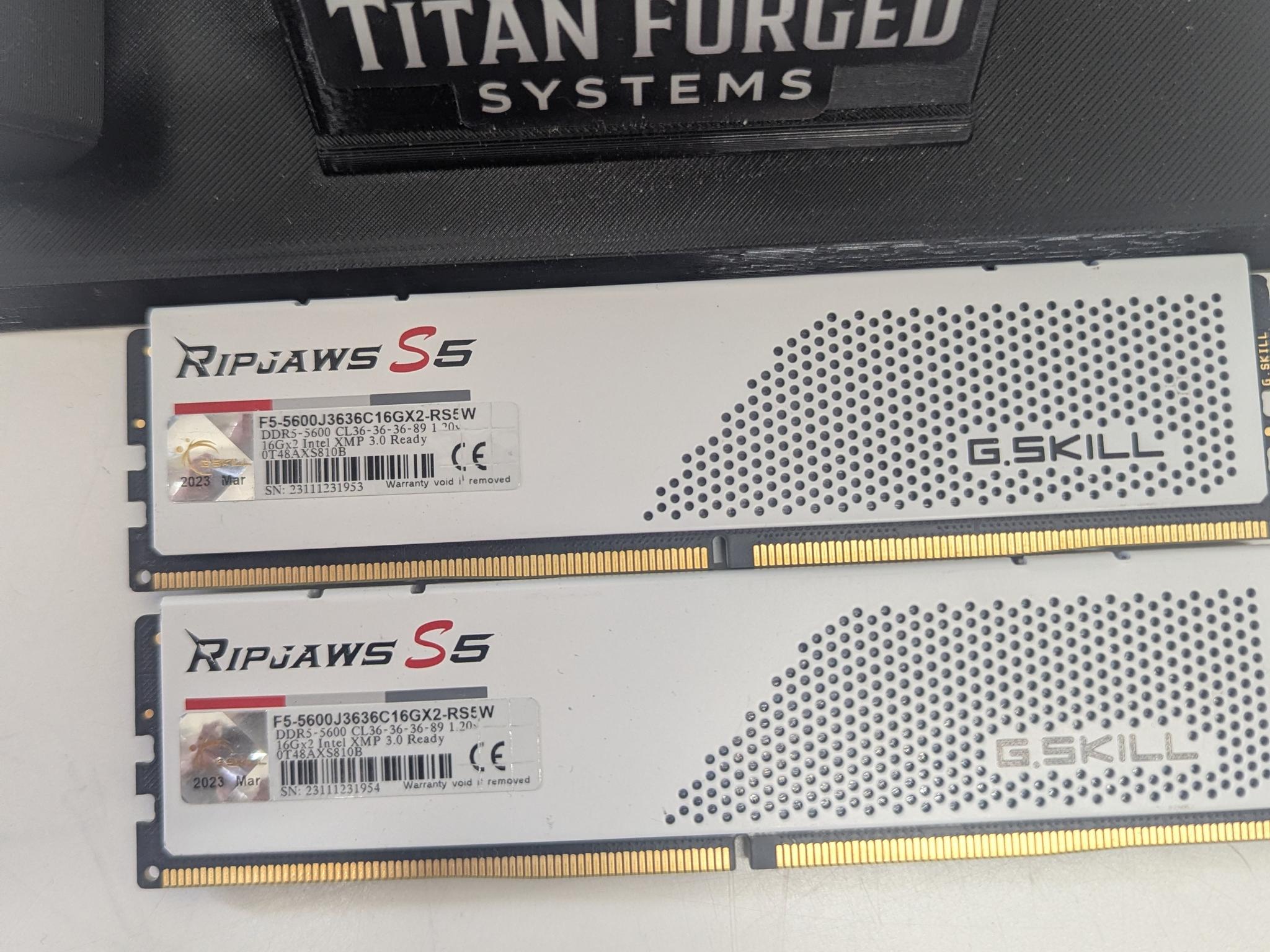🧠 32GB 5600MHz WHITE Ripjaws S5 | G.Skill DDR5 Kit