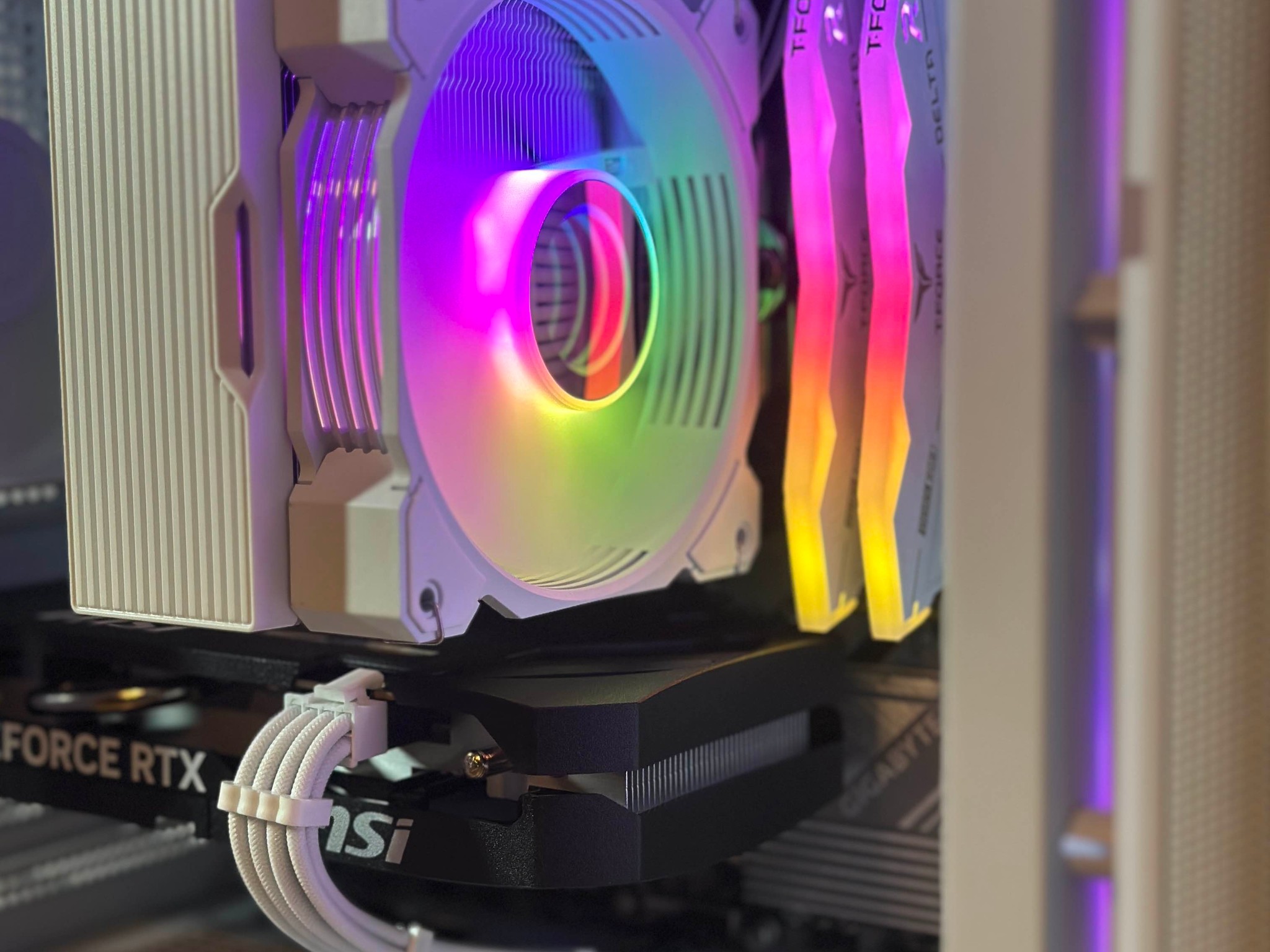 RTX 5060 8GB | AMD Ryzen 5 8400F | 16GB DDR5 | 1TB SSD | Win11 | WIFI | 1080P/1440P Gaming PC
