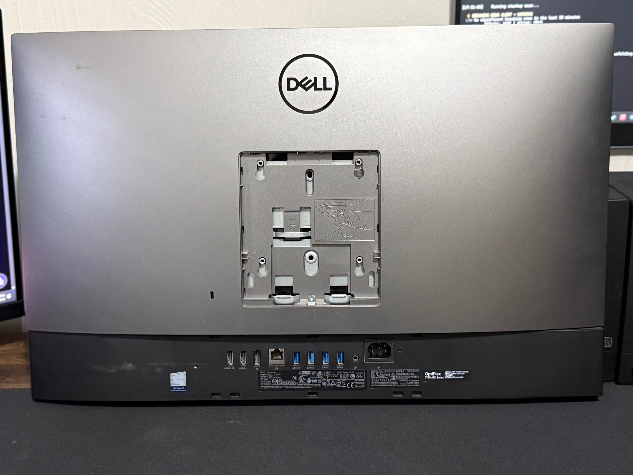 Dell OptiPlex 7760 AIO | i7-8700 | 32GB RAM | 1TB NVMe | Webcam