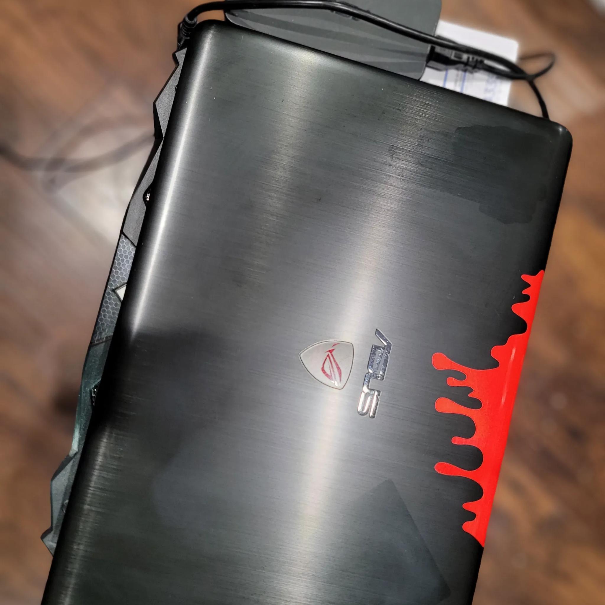 Asus ROG laptop