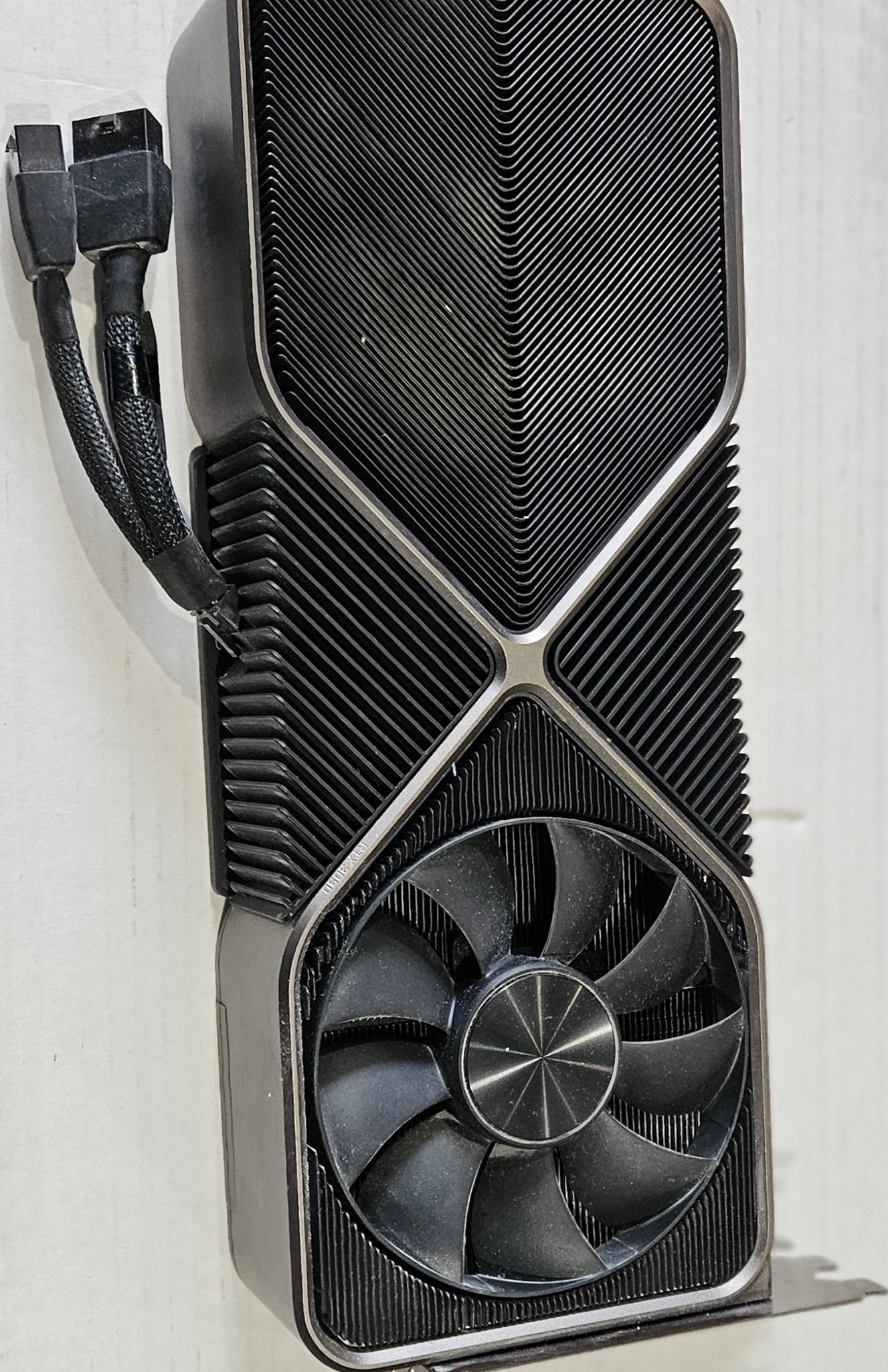 NVIDIA Founders Edition GeForce RTX 3090