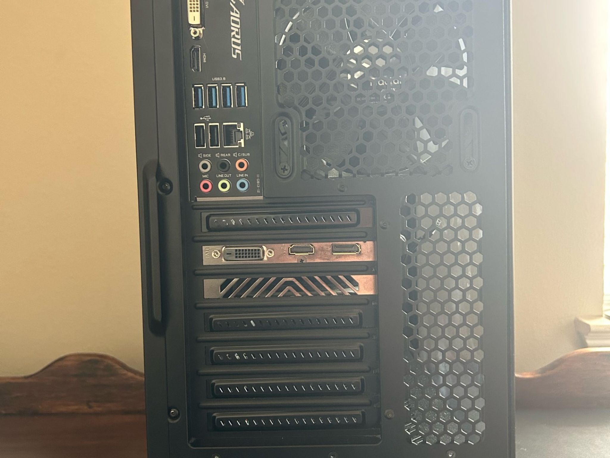 Desktop Gaming PC! Ryzen 5 3600 + Nvidia GTX 1650 super!