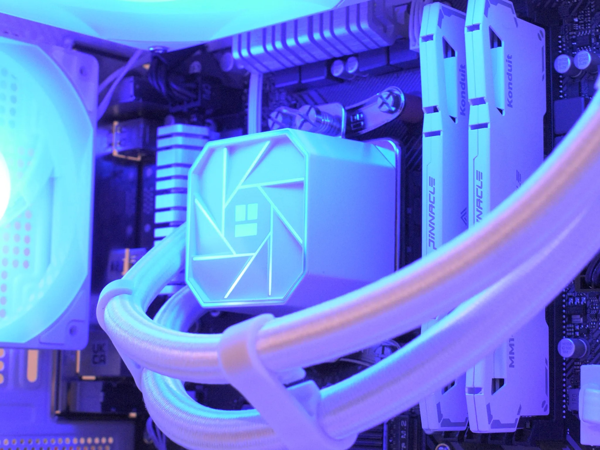 RTX 4070 12GB Gaming PC 1440P ⬜🟪 Ryzen 7 5700X3D ⬜🟪 32GB DDR4 ⬜🟪 1TB NVME SSD ⬜🟪 Wifi/BT RGB