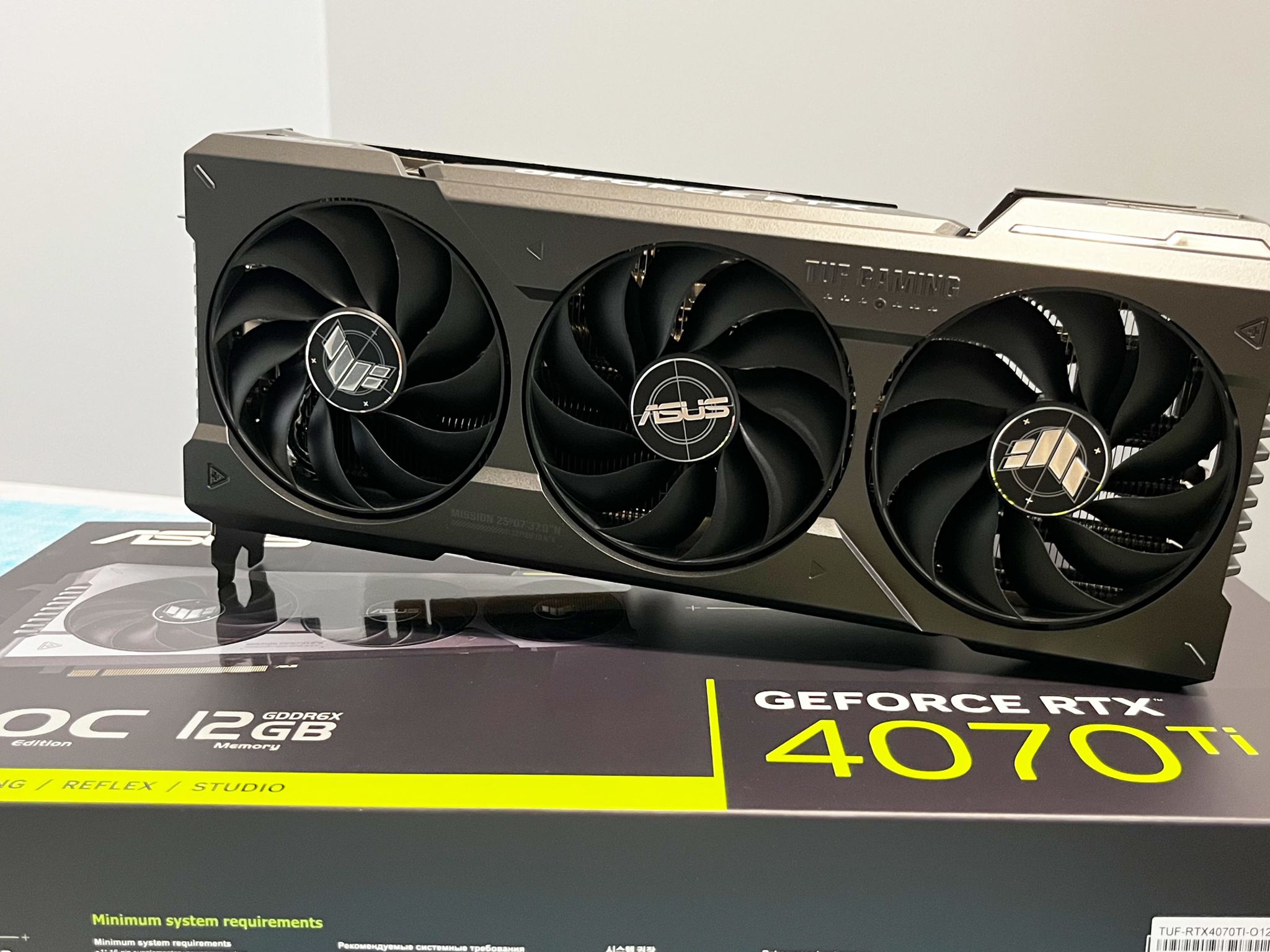 ASUS TUF Gaming NVIDIA GeForce RTX 4070 Ti OC Edition
