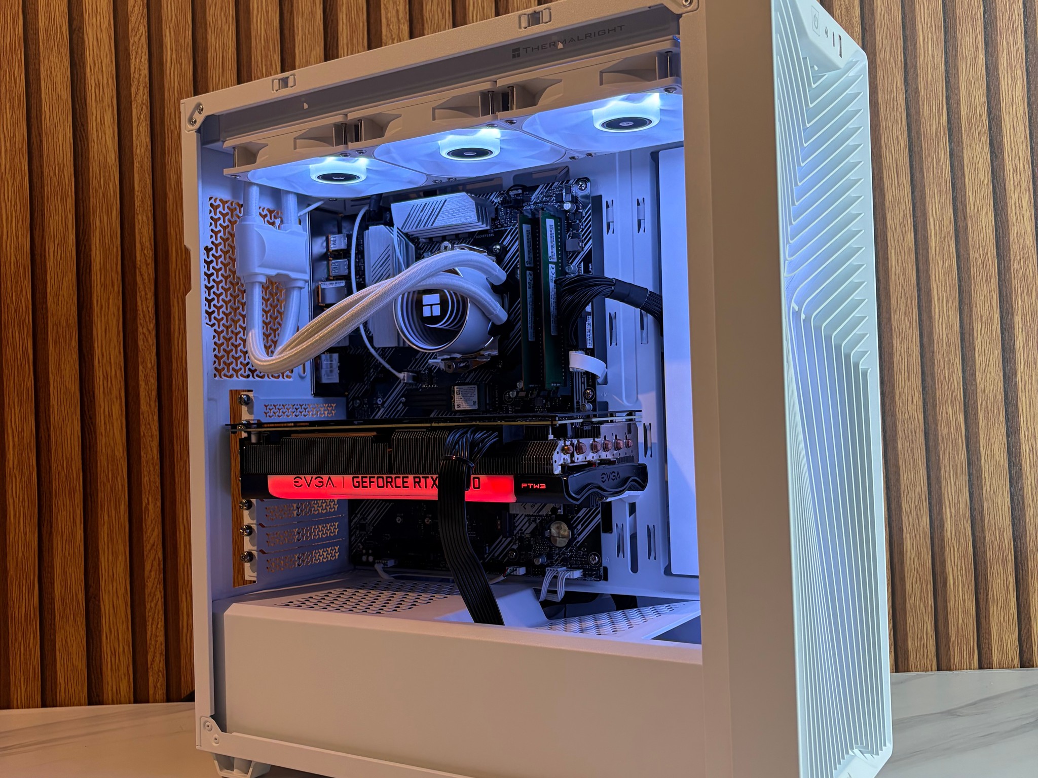 RTX 3070 | RYZEN 5 5500 | 16GB DDR4 | 500GB SSD | 650W