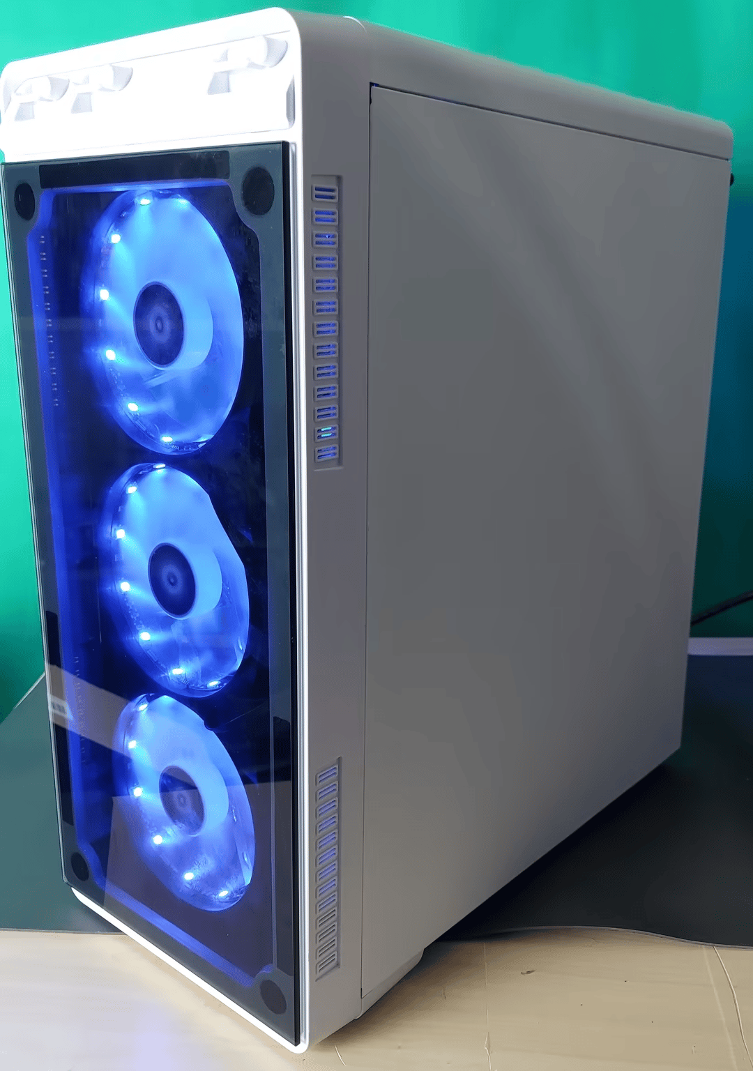 "Strapped" Gaming PC - GTX 970 + i5 4590