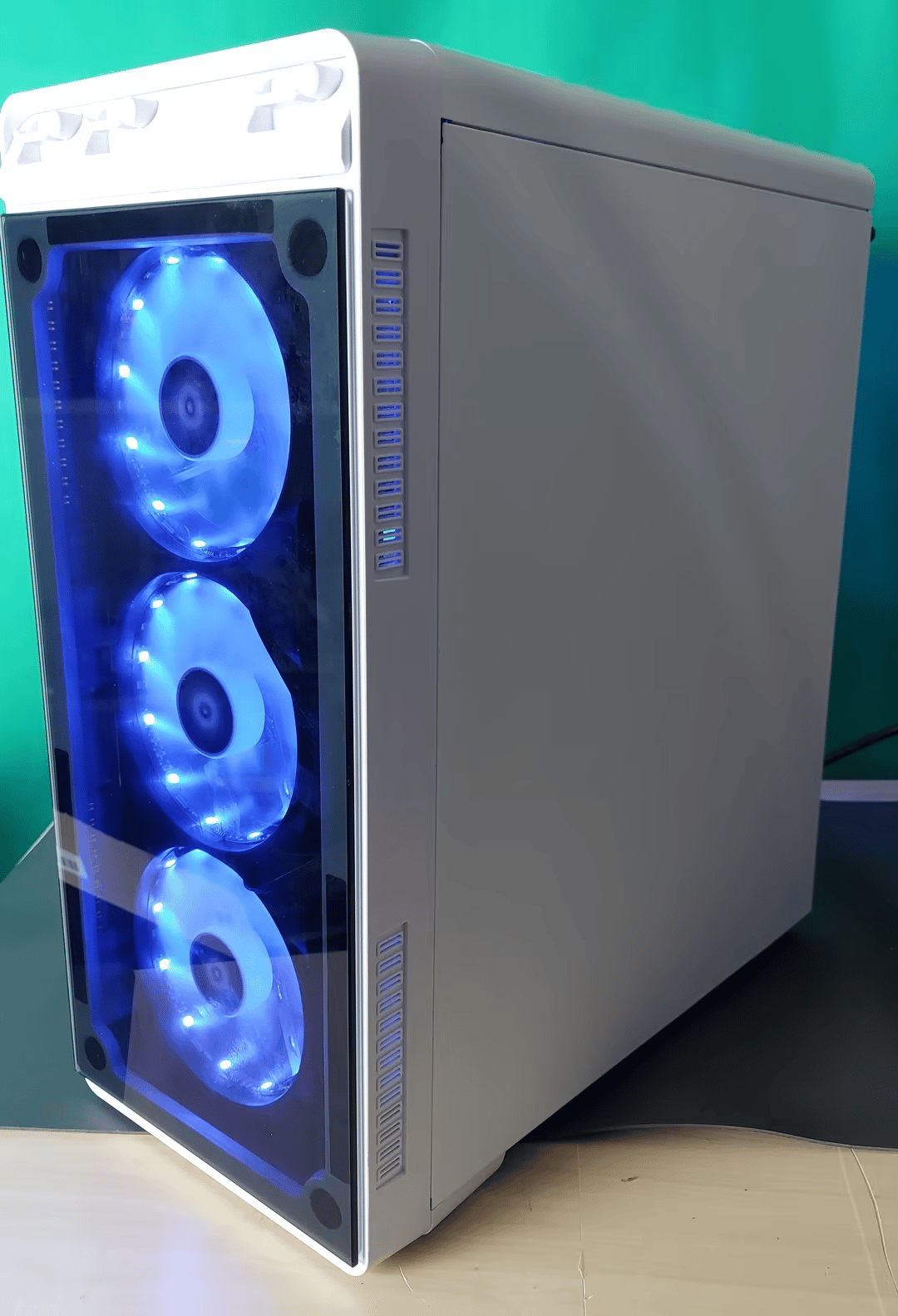"Strapped" Gaming PC - GTX 970 + i5 4590