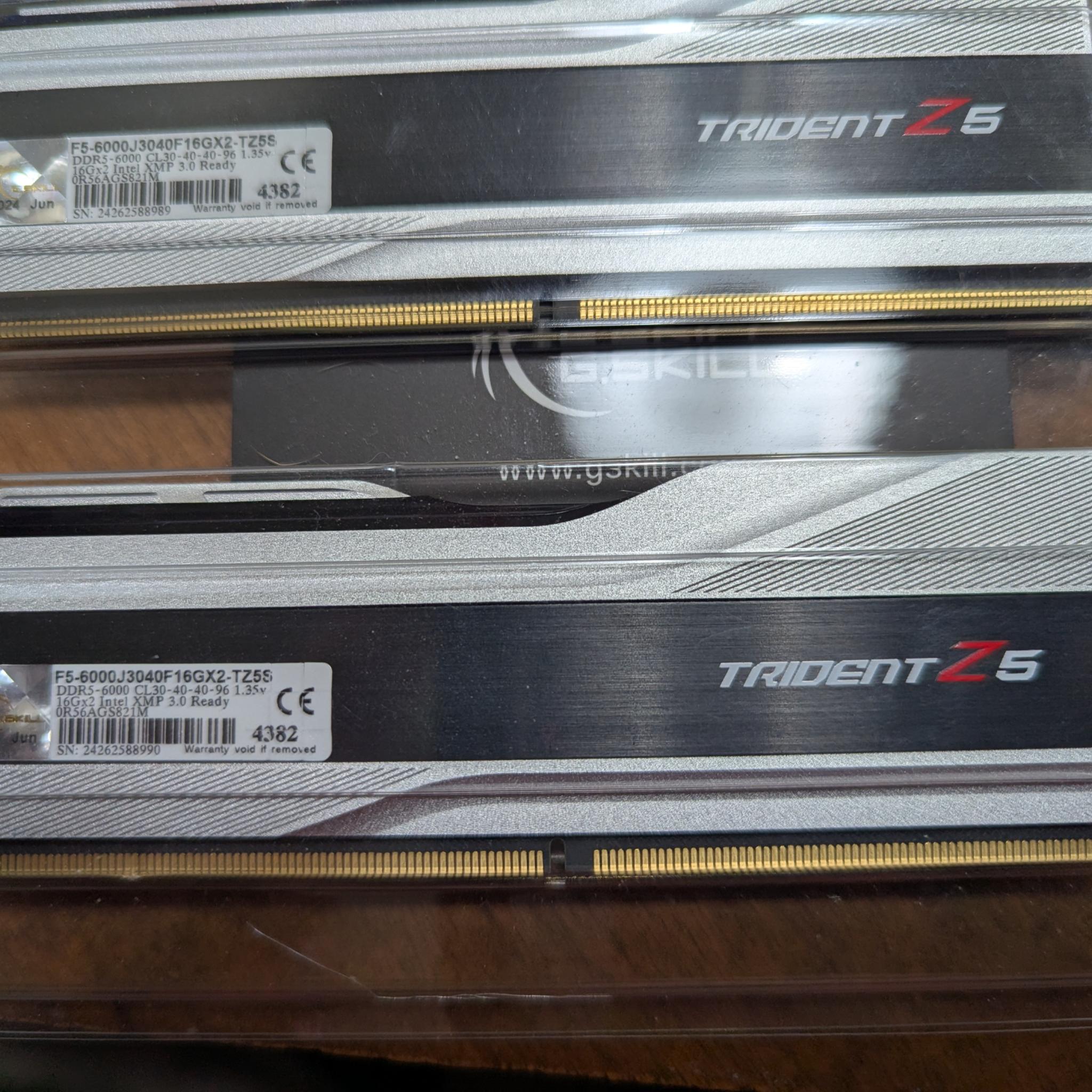 G.Skill Trident Z5 Series 32GB (2x16GB) 288-Pin PC RAM DDR5 6000 (PC5 48000) CL30