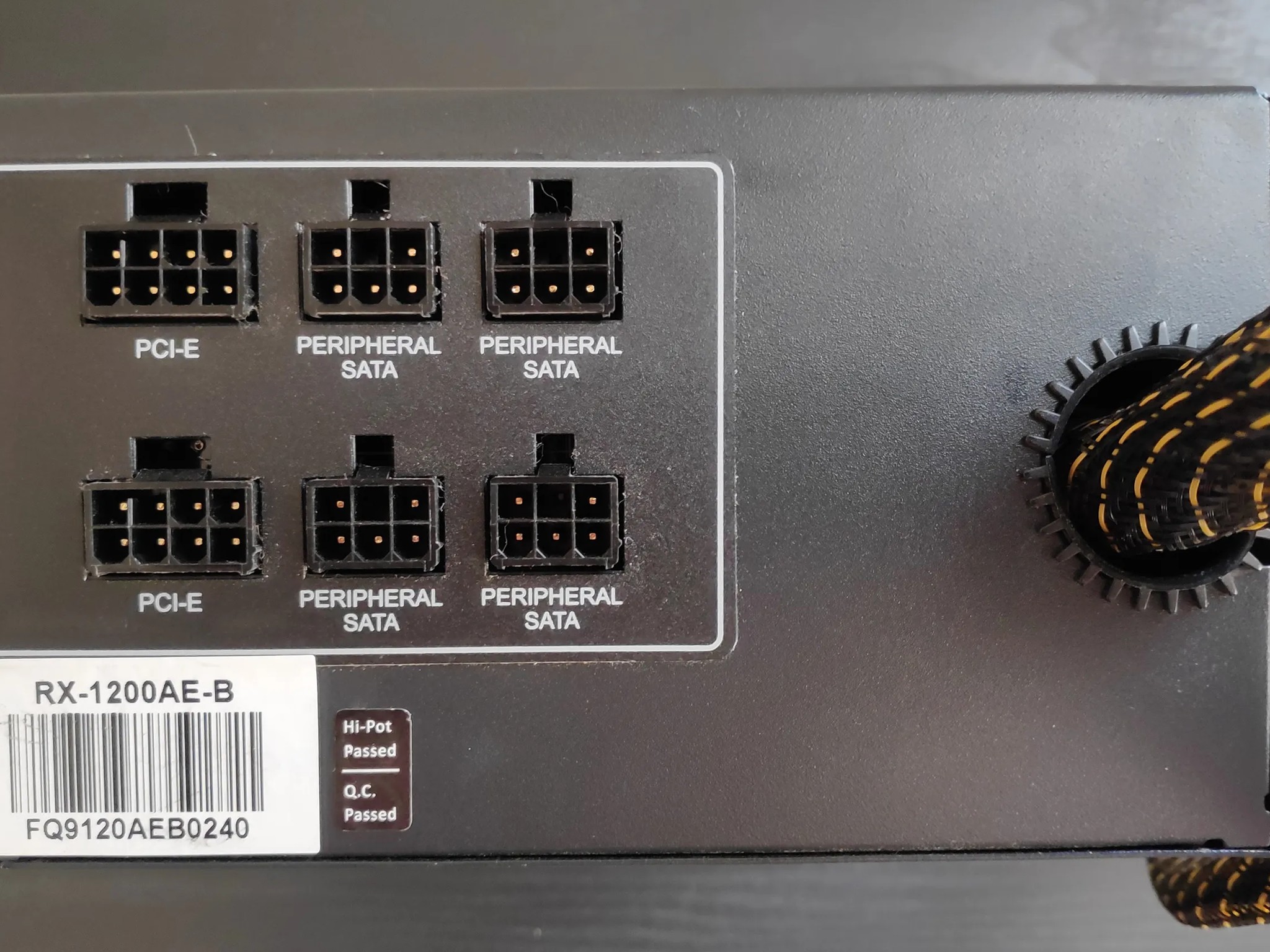 Raidmax Cobra Power 1200W RX-1200AE-B Semi-Modular 80 Plus Gold Power Supply