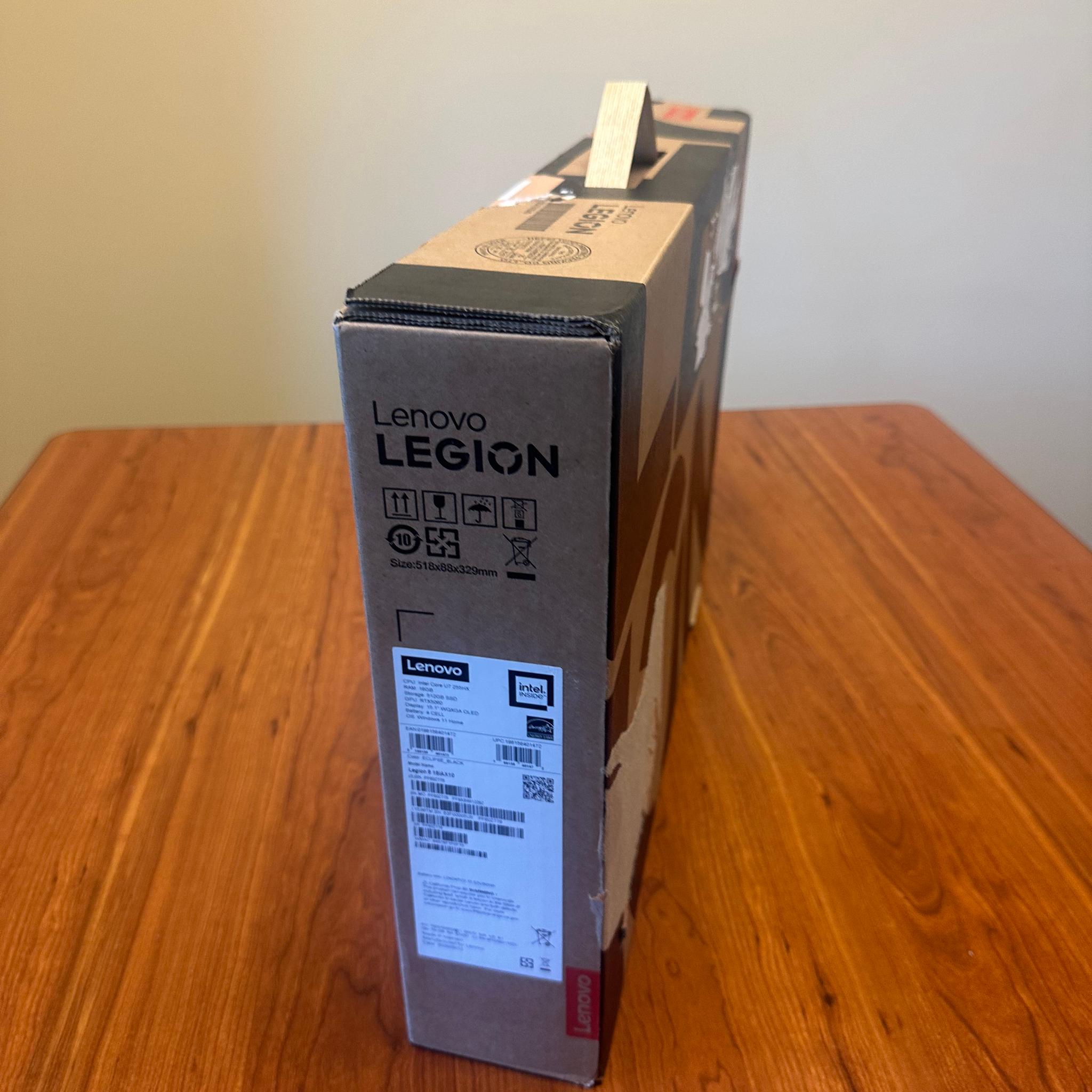 Lenovo Legion 5i Gen 10 Intel (15") with RTX™ 5060 165hz 1440p OLED,