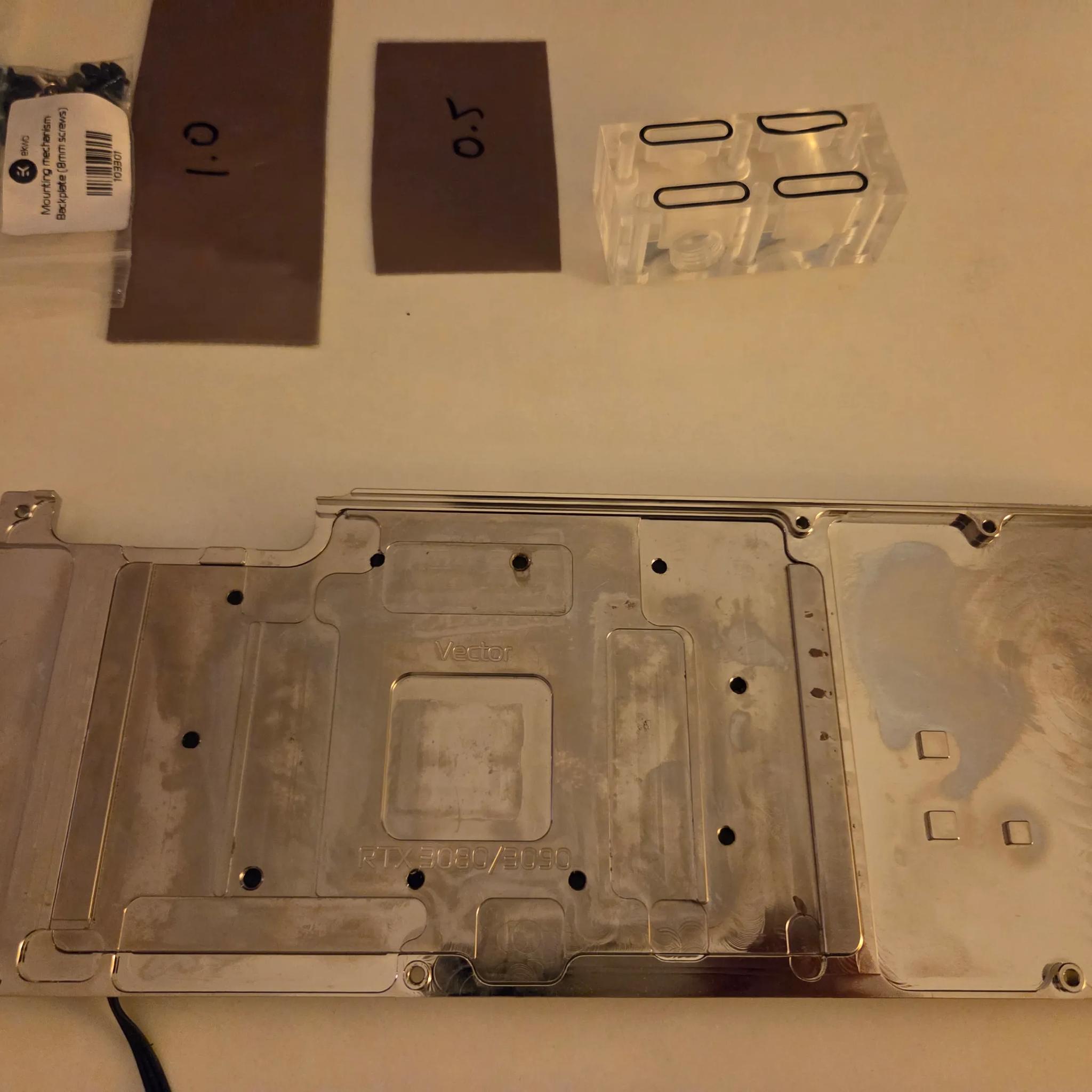 RTX 3090 EVGA XC3 EK Quantum Waterblock + Active Backplate + EK Quantum Vector Backplate
