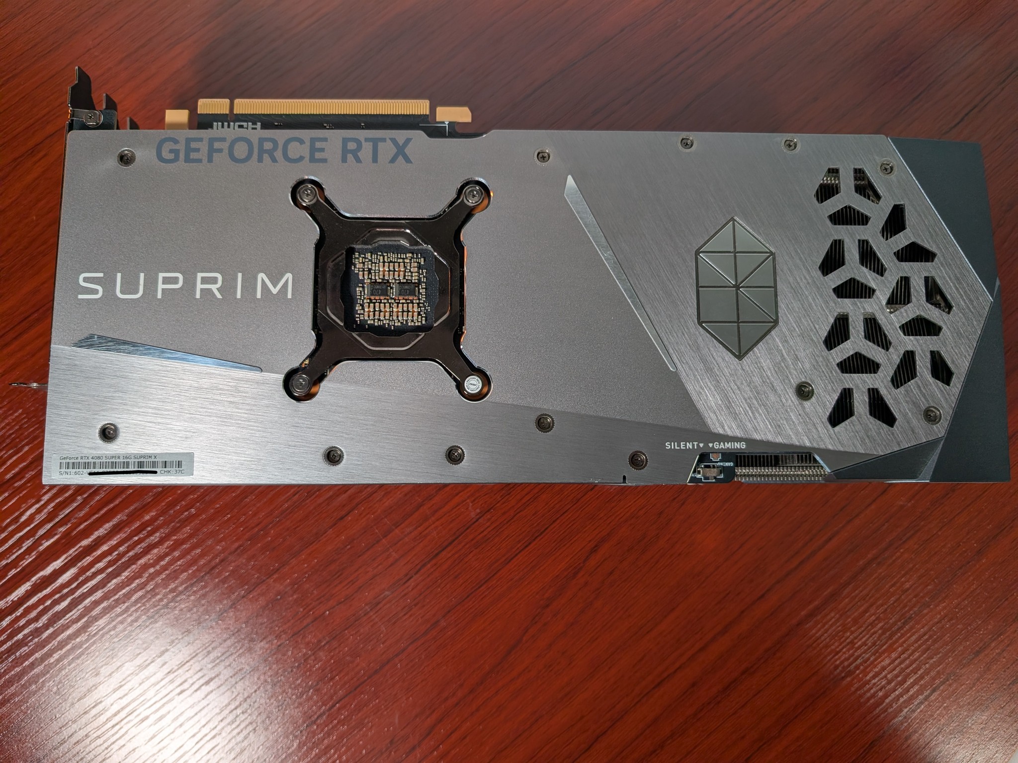 MSI SUPRIM X GeForce RTX 4080 SUPER
