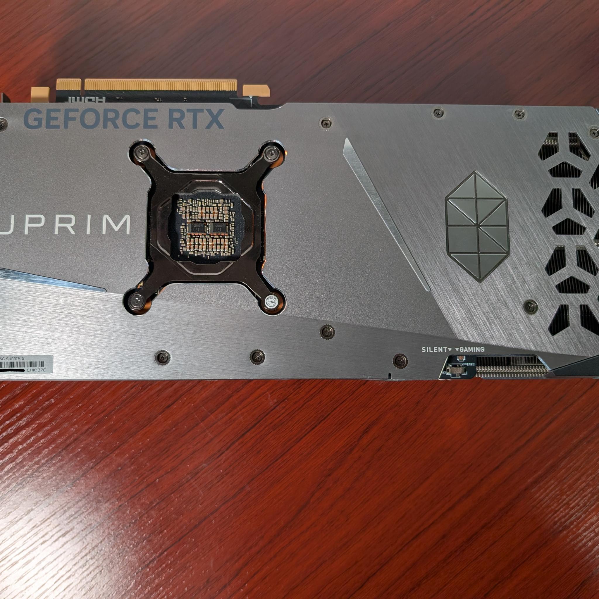 MSI SUPRIM X GeForce RTX 4080 SUPER
