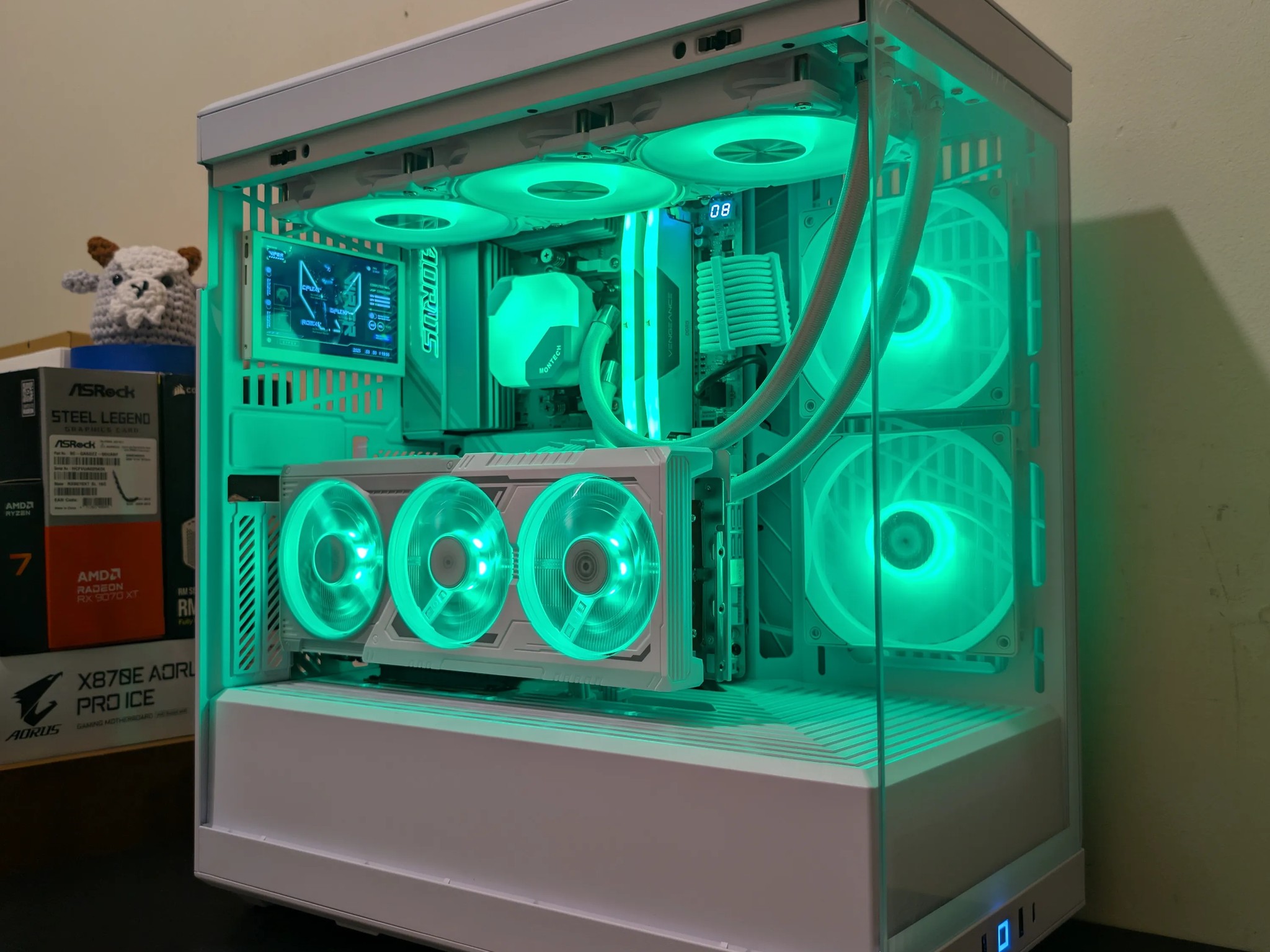🐻‍❄️ 4K Gaming Beast | RX 9070XT | Ryzen 7 9700X | 2TB SSD | 32GB RAM | WiFi 6 & Bluetooth 🐻‍❄️