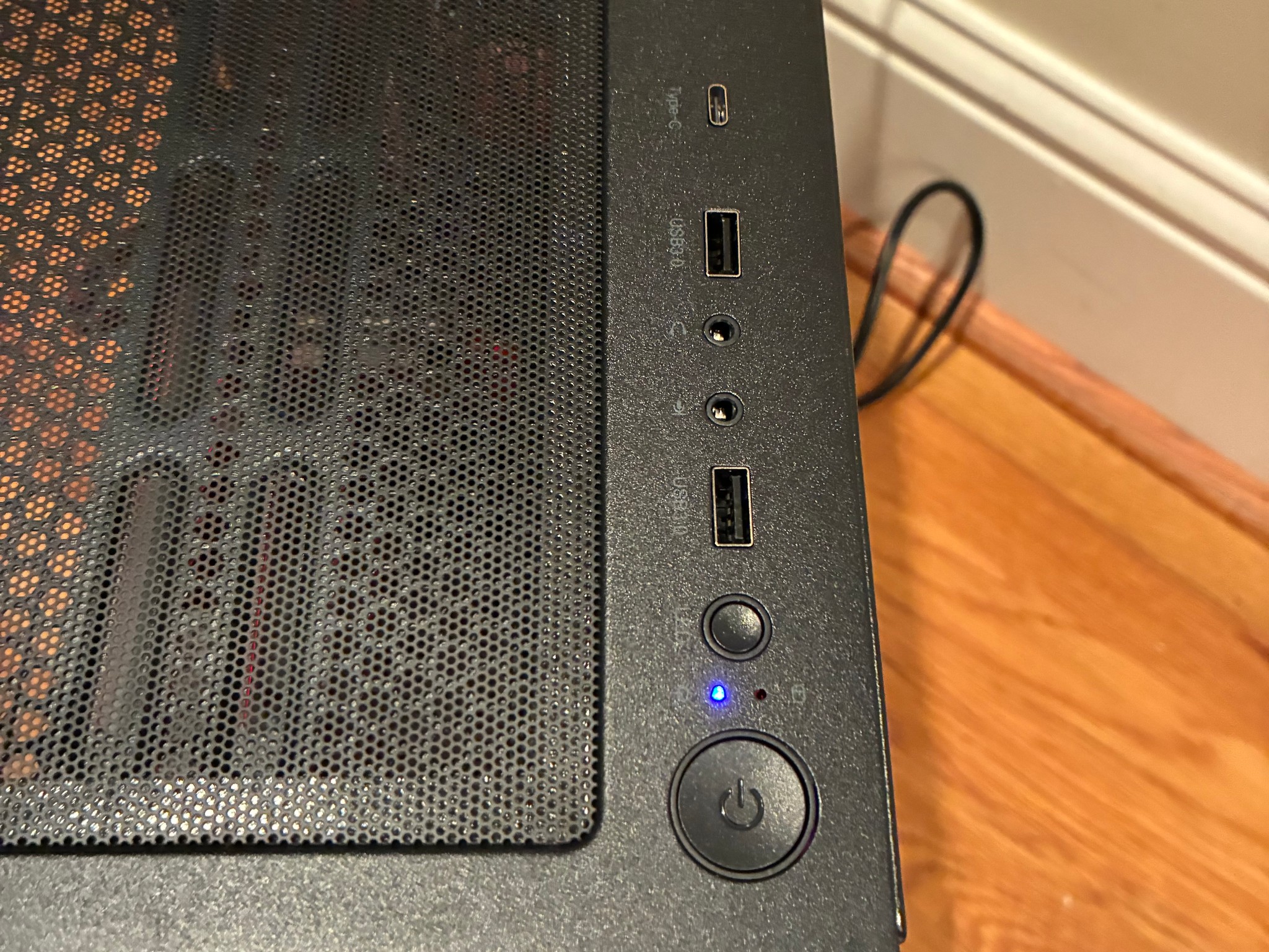 RTX 3060 Ti R7 2700X CUSTOM GAMING PC