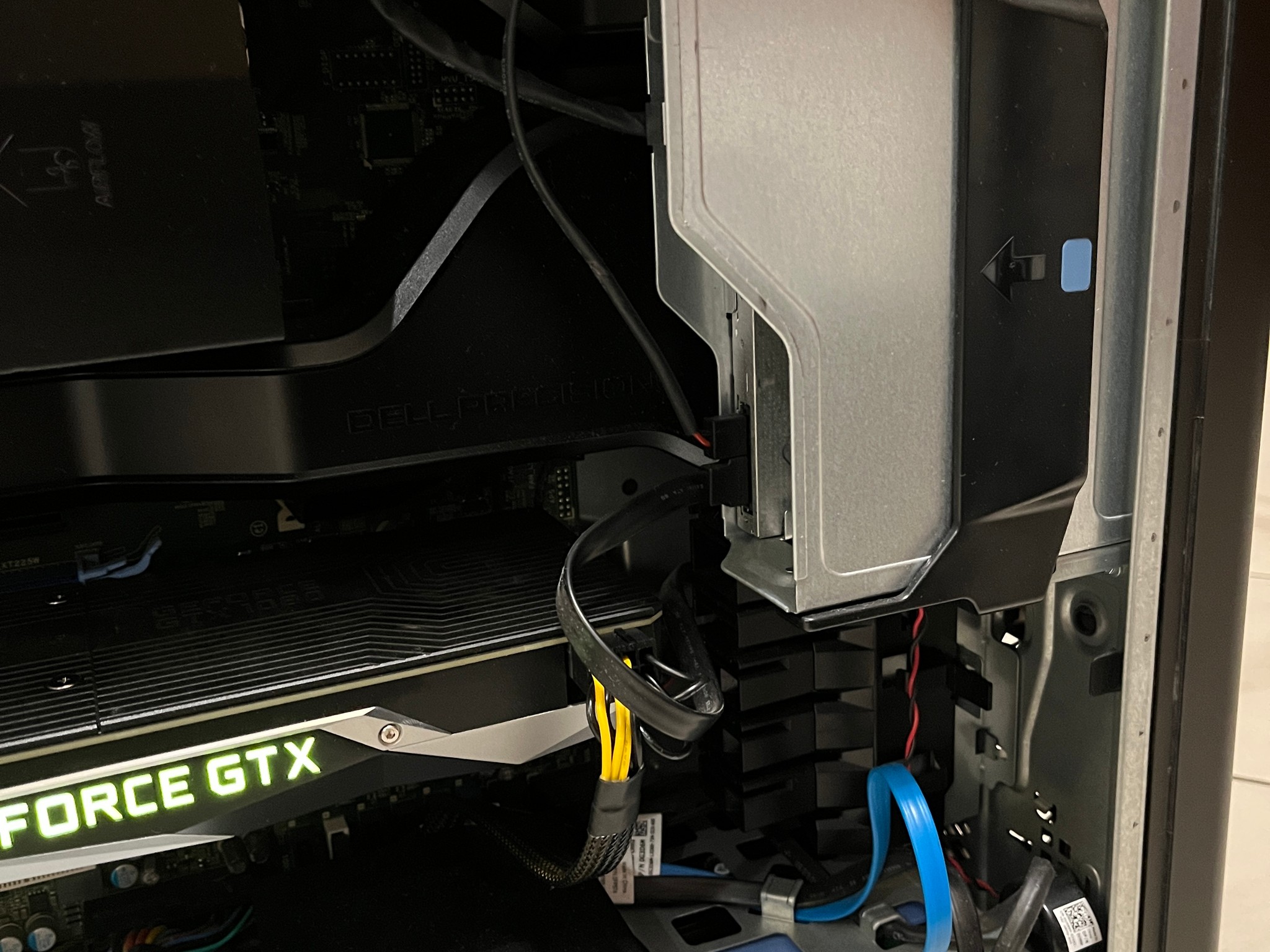 🔥NVIDIA GTX 1080, Intel Xeon 6 Core (Same as i7), 1.2 TB Storage, 12 GB RAM, Dell T5810 Gaming PC