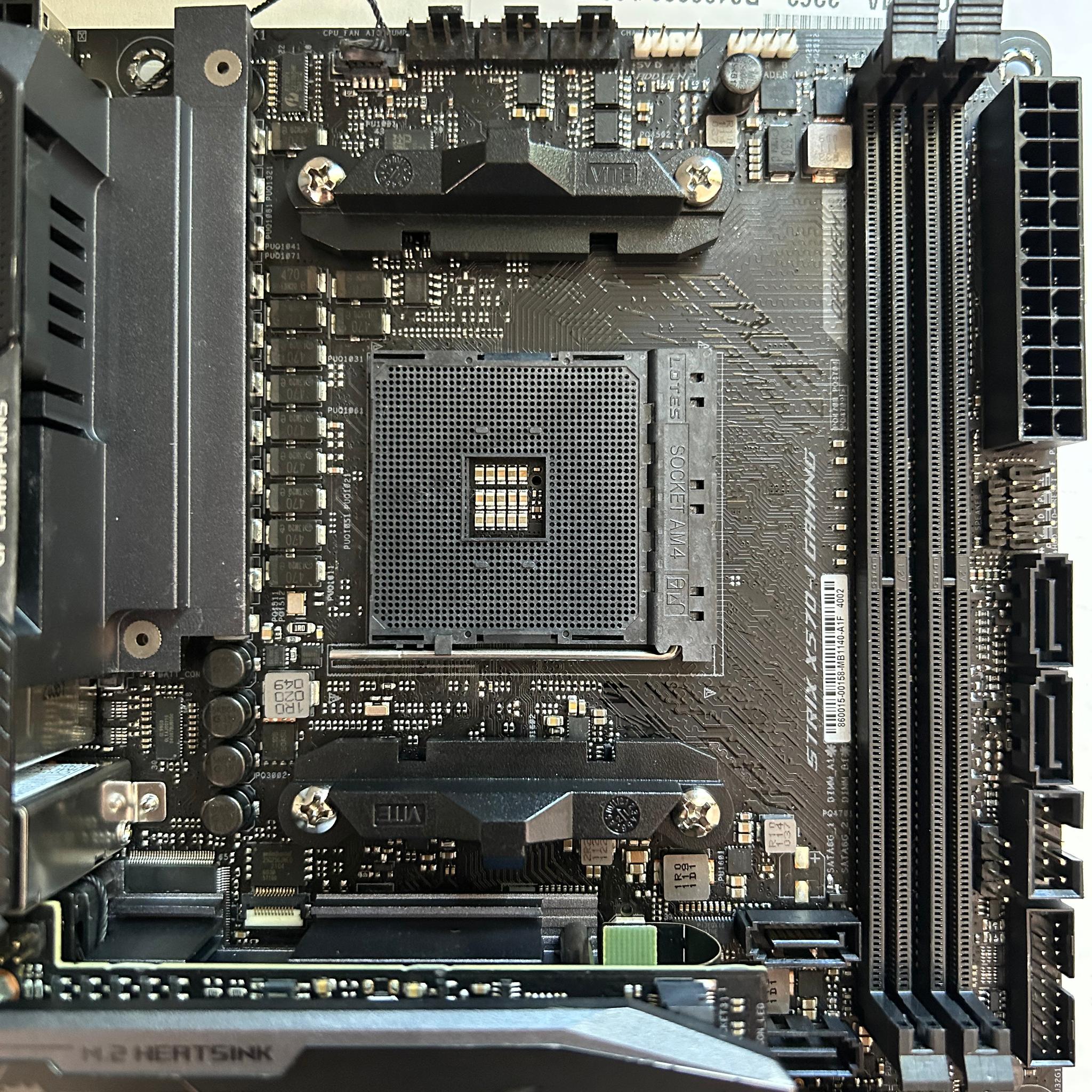 ASUS ROG Strix X570-I Gaming AM4 AMD X570 Mini ITX AMD Motherboard