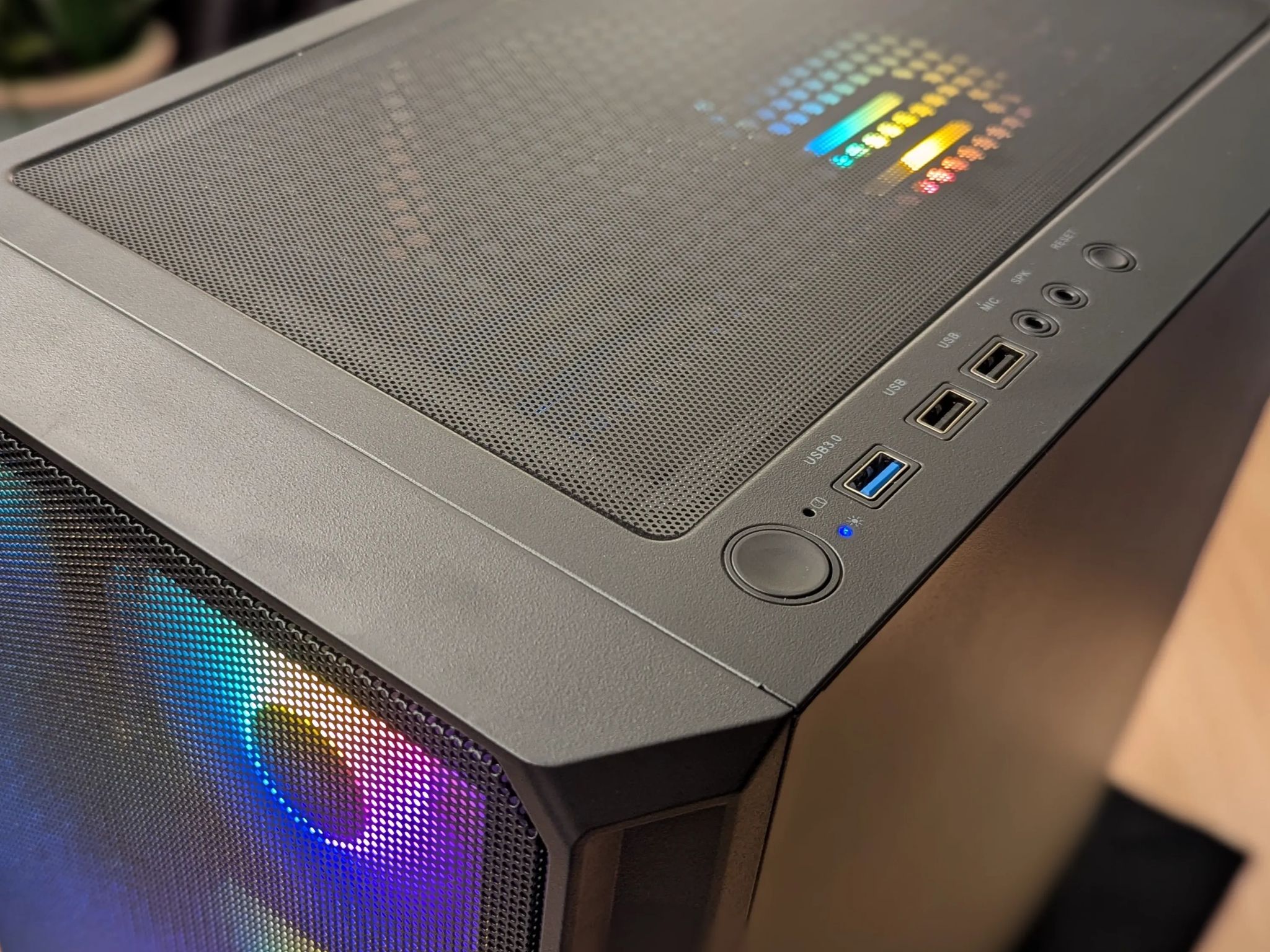 🌀 Neolux – 5070 Ryzen 7 7700 Gaming PC | 64GB DDR5 | WiFi | Windows 11 | 1440p Ultra Rea...