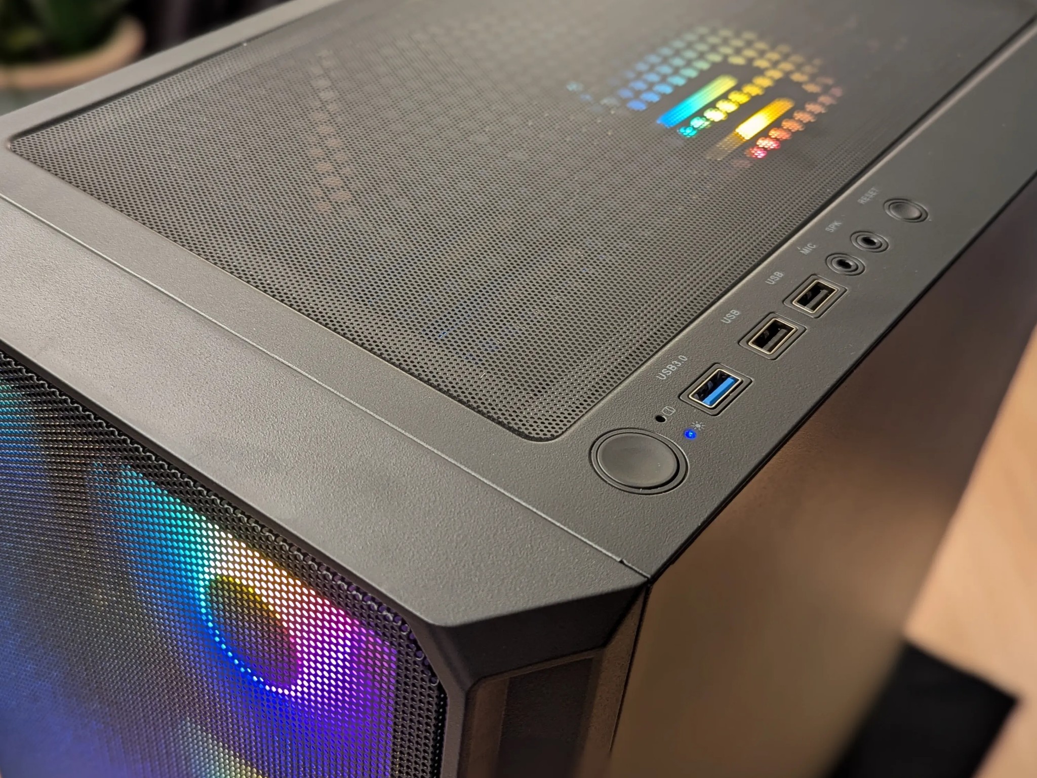 🌀 Neolux – 5070 Ryzen 7 7700 Gaming PC | 64GB DDR5 | WiFi | Windows 11 | 1440p Ultra Rea...