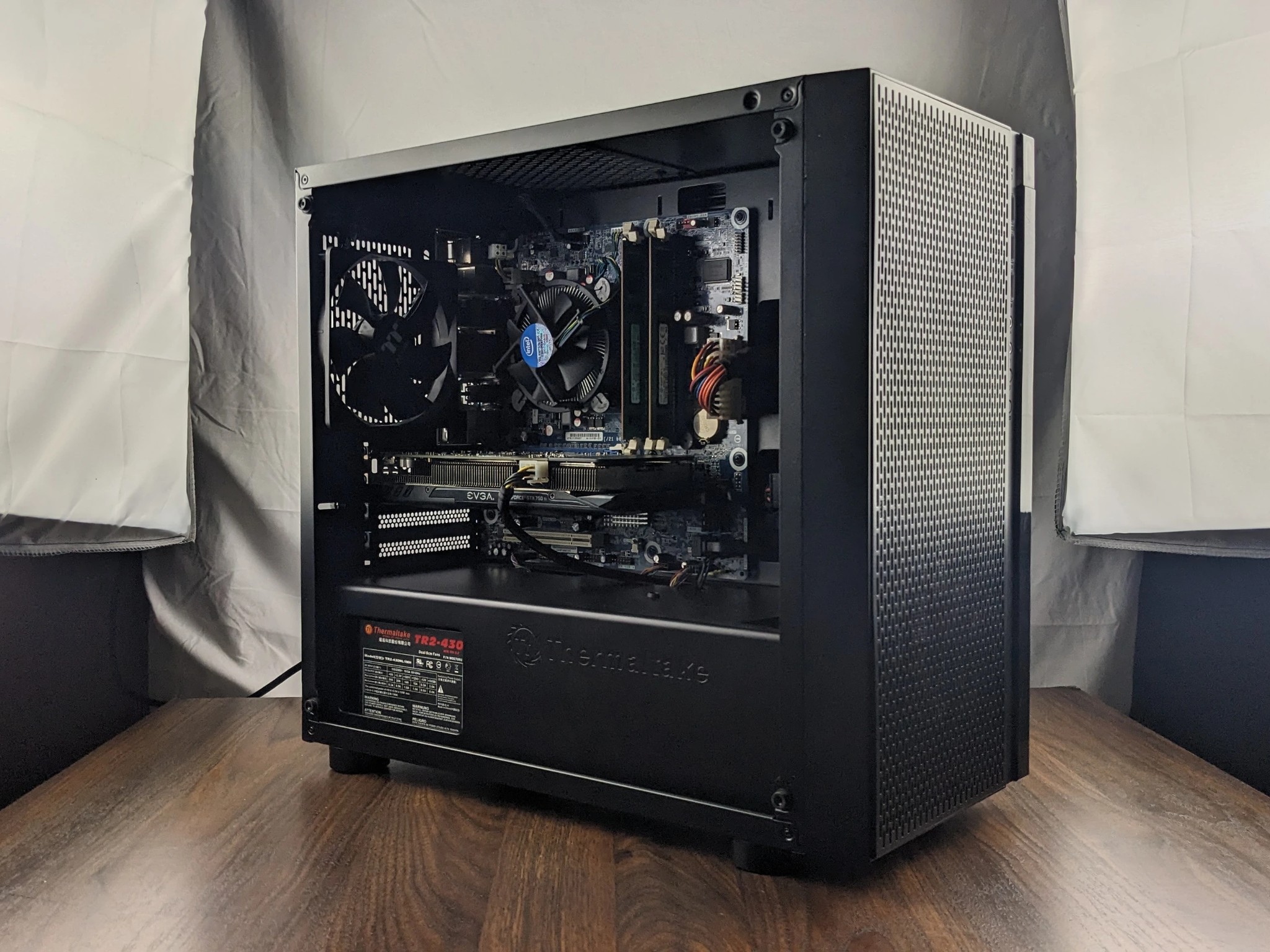 GamerSxin Custom GTX 750 Ti  i5-2500 8GB 1333mhz 128GB SSD 1TB HDD. Gaming Desktop