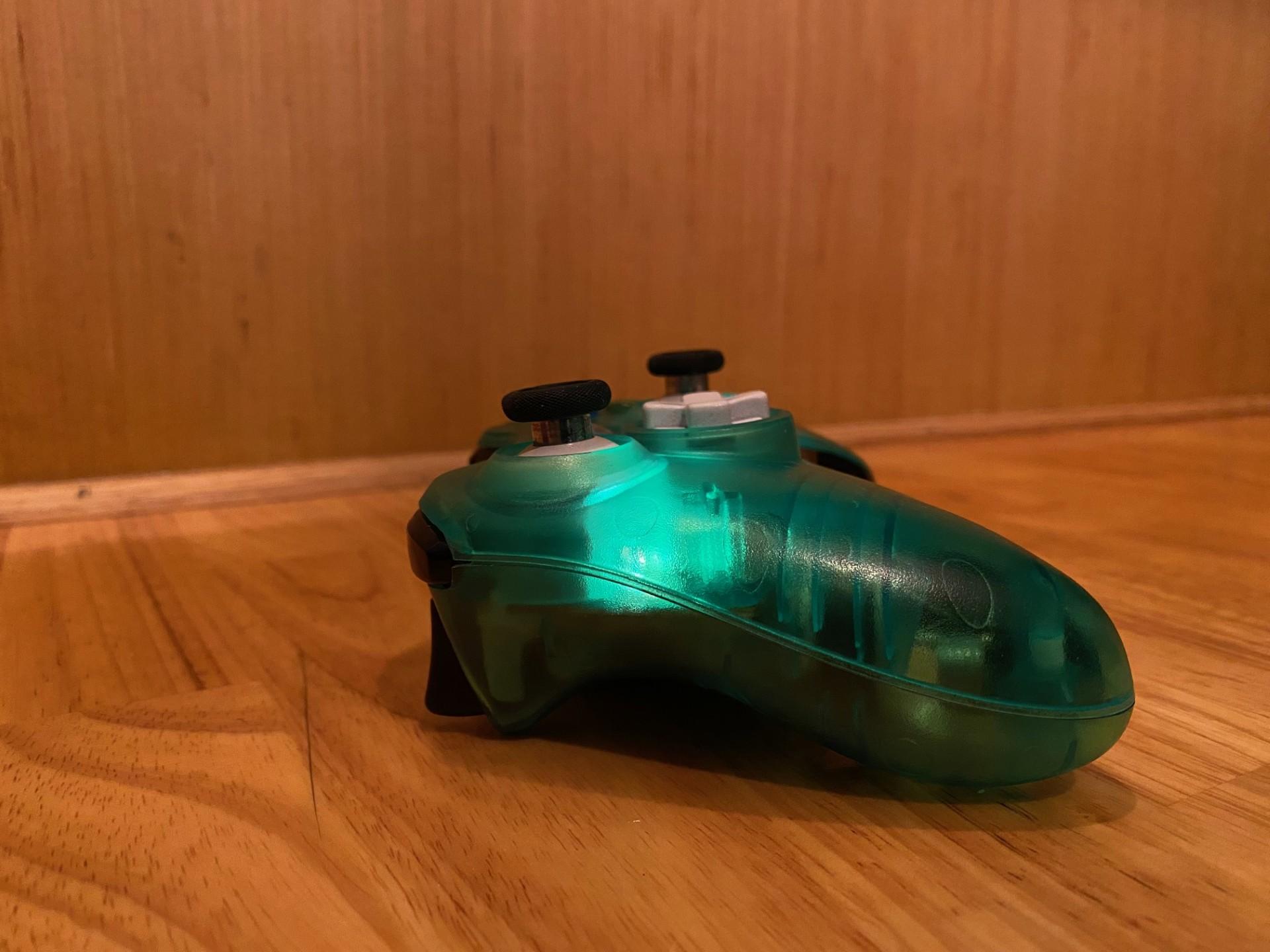 Custom clear green Xbox 360 controller - Hall effect - LEDs - RESTORED
