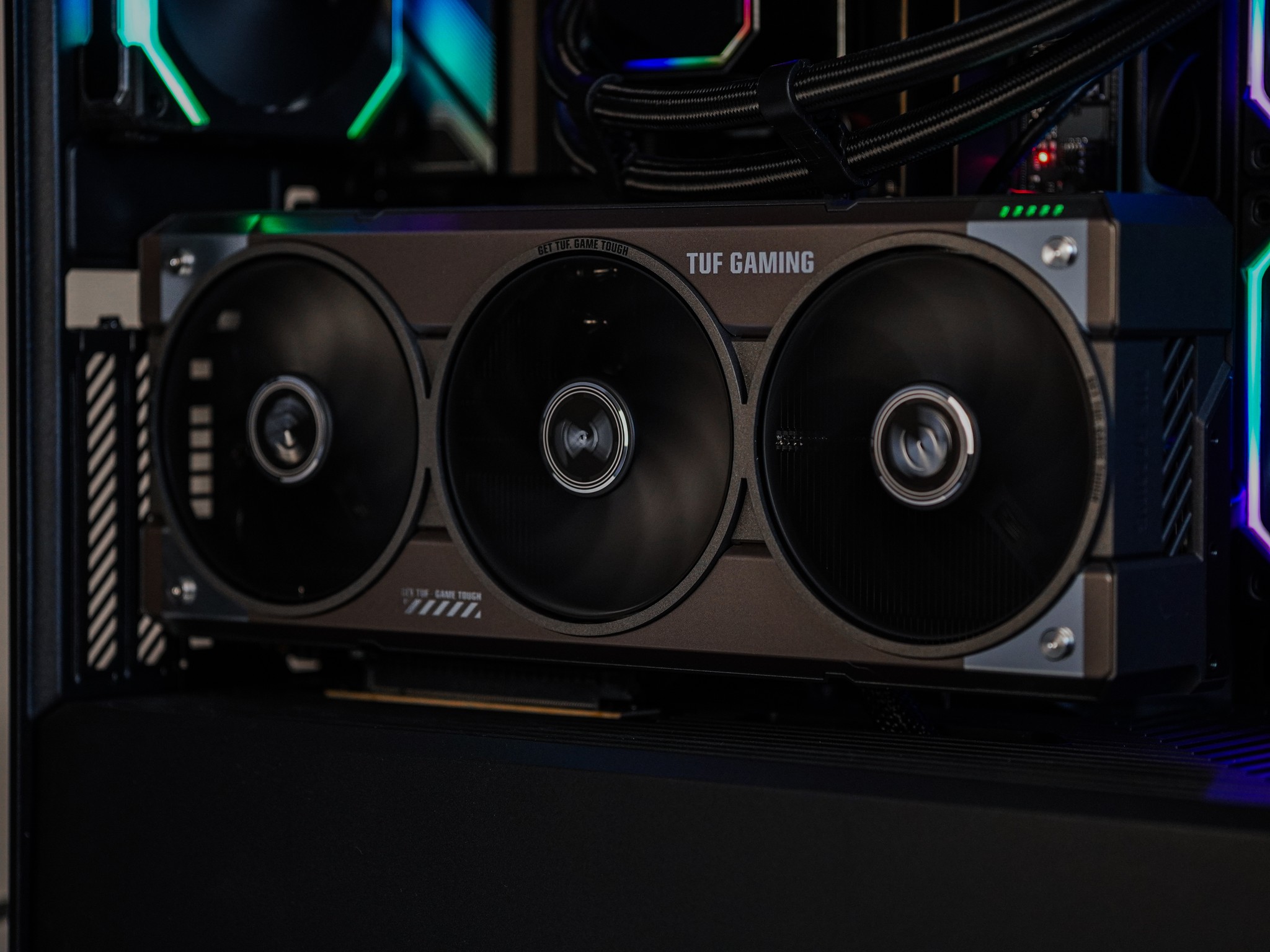 High-End RGB Gaming PC | Ryzen 7 7700X | 5070 | 32GB | 1TB | Warranty