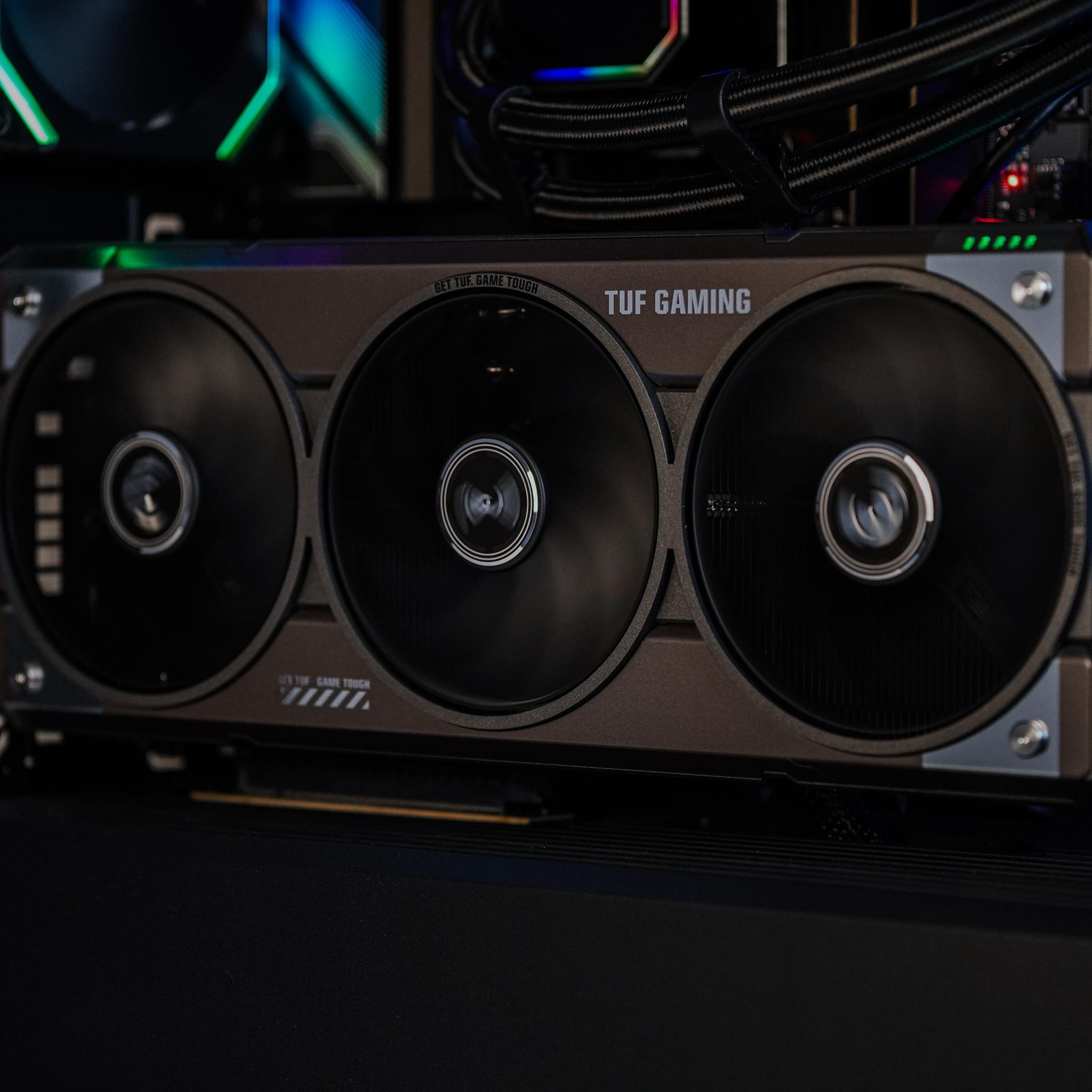 High-End RGB Gaming PC | Ryzen 7 7700X | 5070 | 32GB | 1TB | Warranty
