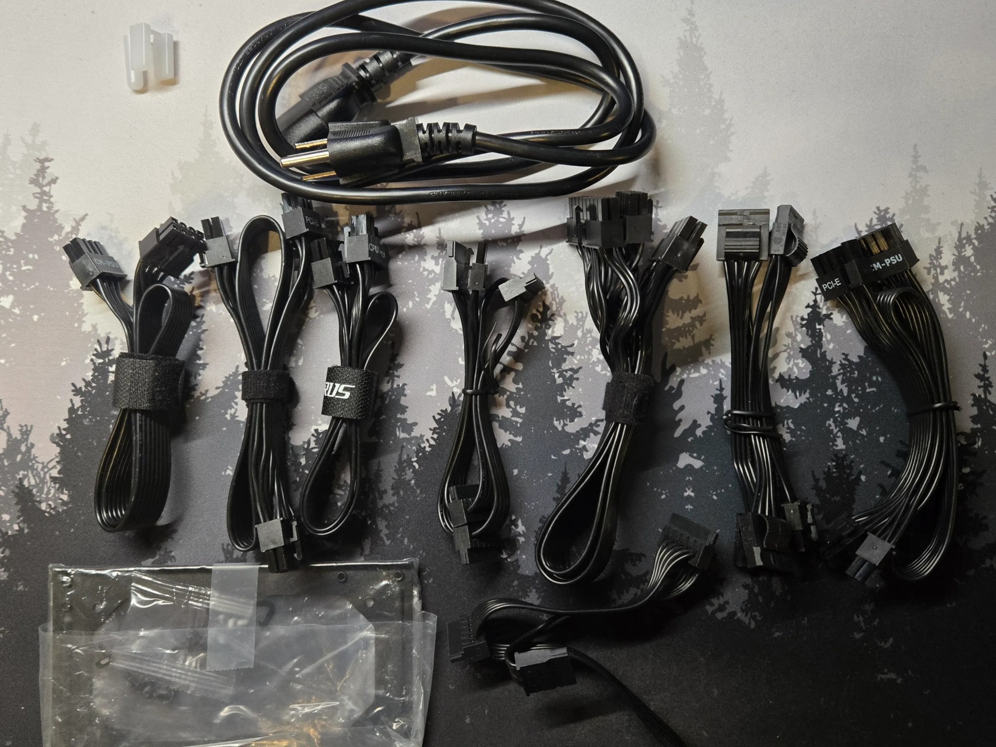 Cooler Master V850 SFX Gold Full Modular (Black Edition) (+Custom Cables)
