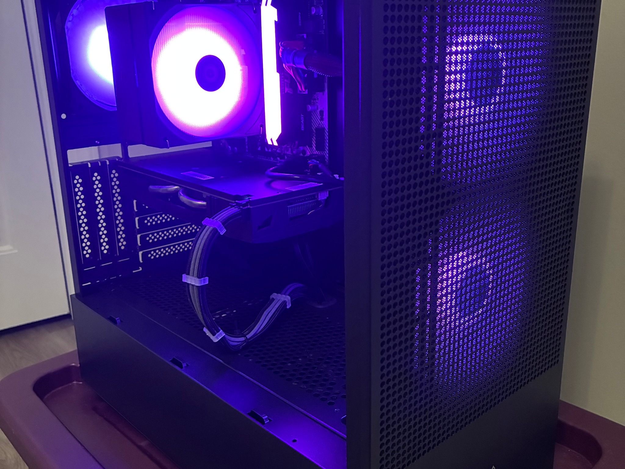 Ryzen 5 2600X | RX580 8GB Gaming PC