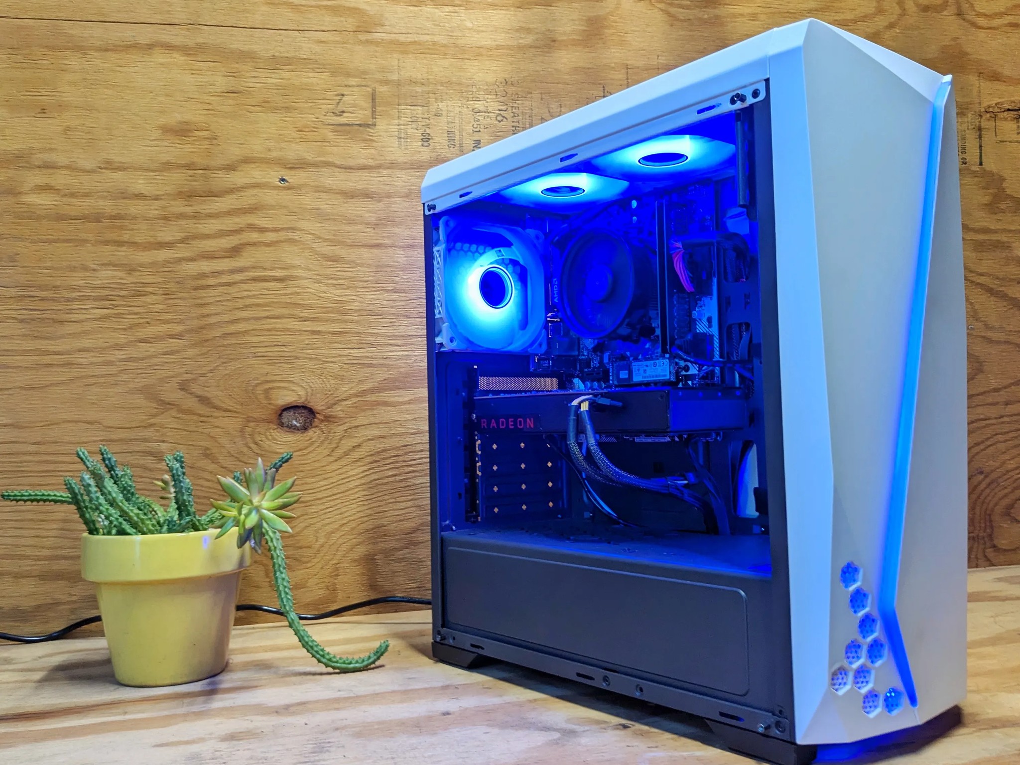 Gaming SALE * AMD Ryzen 3 3200G * AMD RX580 8GB * 16GB DD4 RAM * 128GB M.2 1TB 2.5" SSD * ARGB *