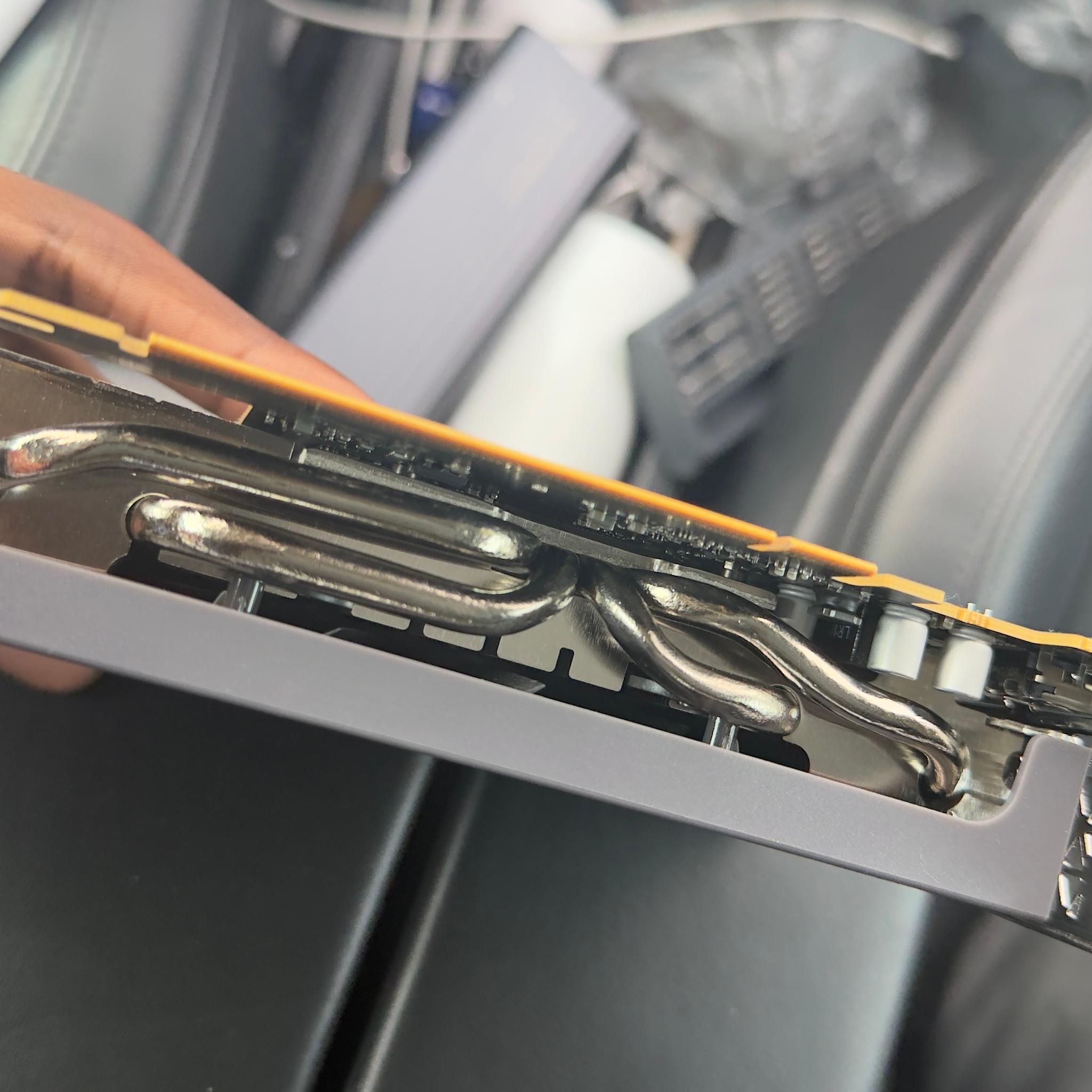 Nvidia RTX 5060 (Single fan)